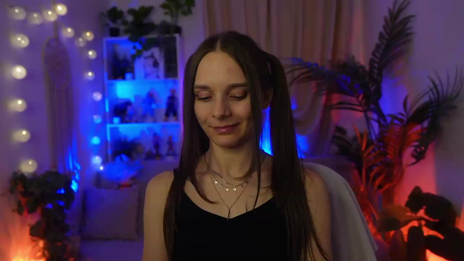 Gallery image thumbnail from Anna_Leah's myfreecams stream on, 09/04/2026, 23:04 image 17 of 20