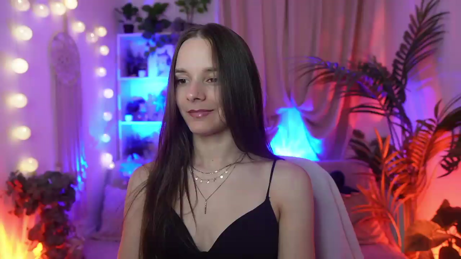 Gallery image thumbnail from Anna_Leah's myfreecams stream on, 09/07/2026, 19:19 image 2 of 20