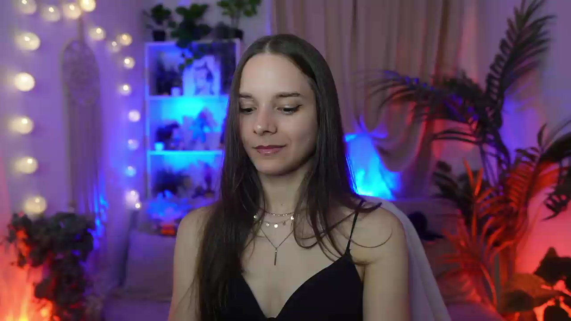 Gallery image thumbnail from Anna_Leah's myfreecams stream on, 09/07/2026, 19:19 image 14 of 20