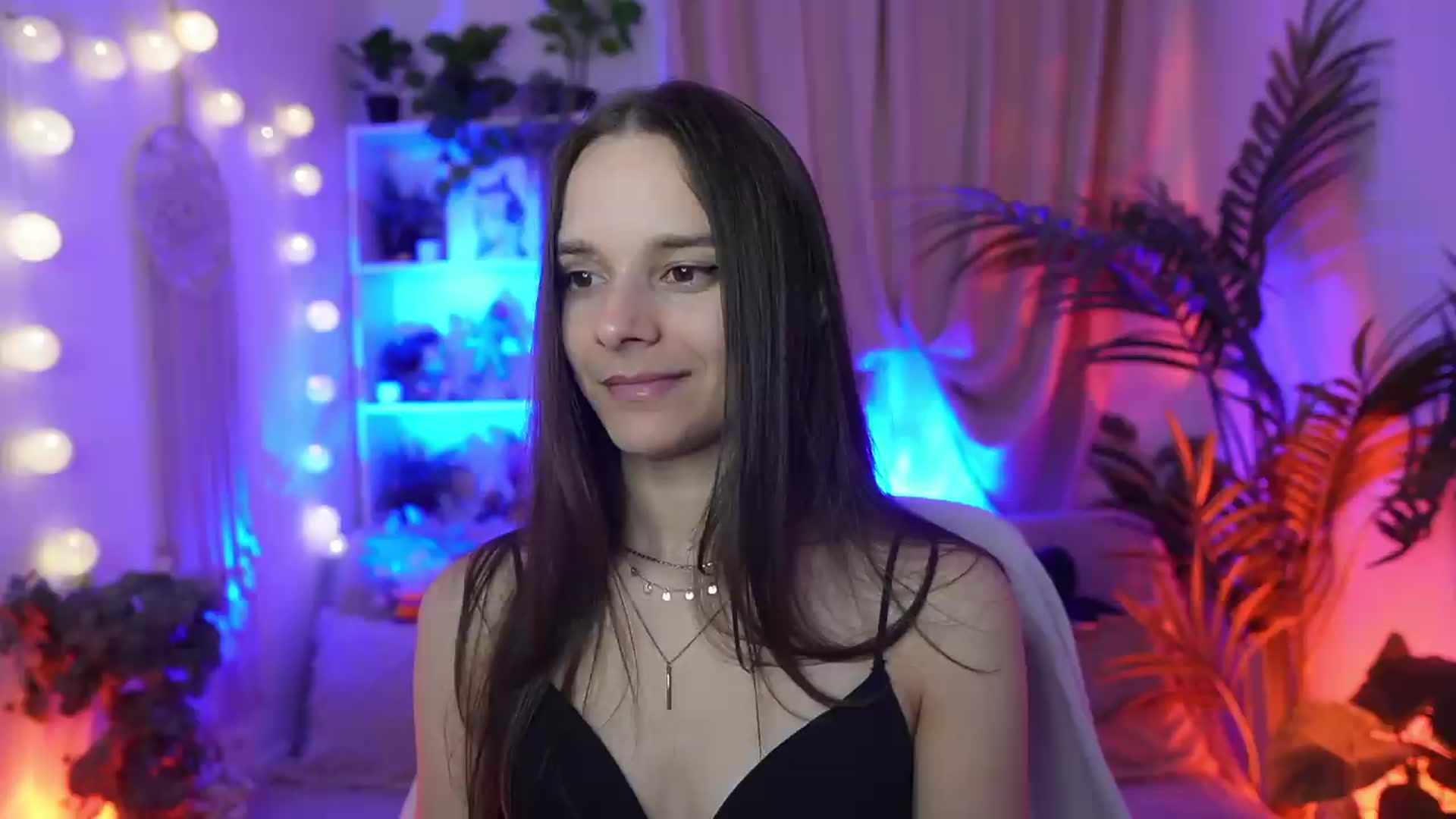 Gallery image thumbnail from Anna_Leah's myfreecams stream on, 09/07/2026, 20:51 image 14 of 20