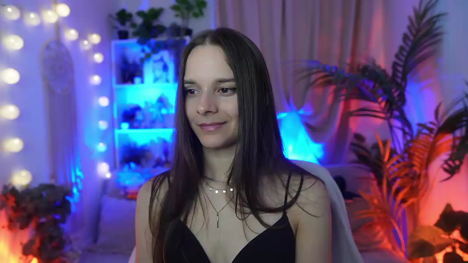 Gallery image thumbnail from Anna_Leah's myfreecams stream on, 09/07/2026, 20:51 image 15 of 20