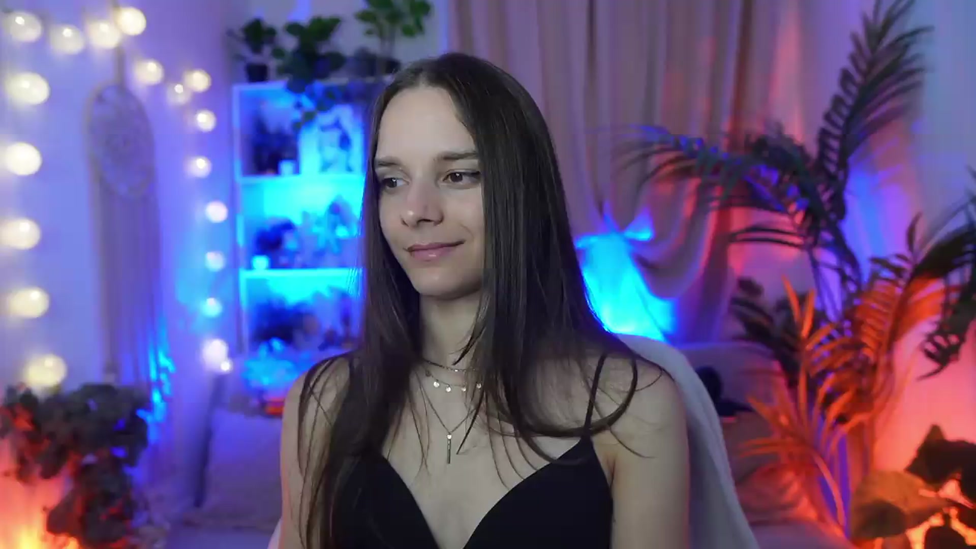Gallery image thumbnail from Anna_Leah's myfreecams stream on, 09/07/2026, 20:51 image 18 of 20