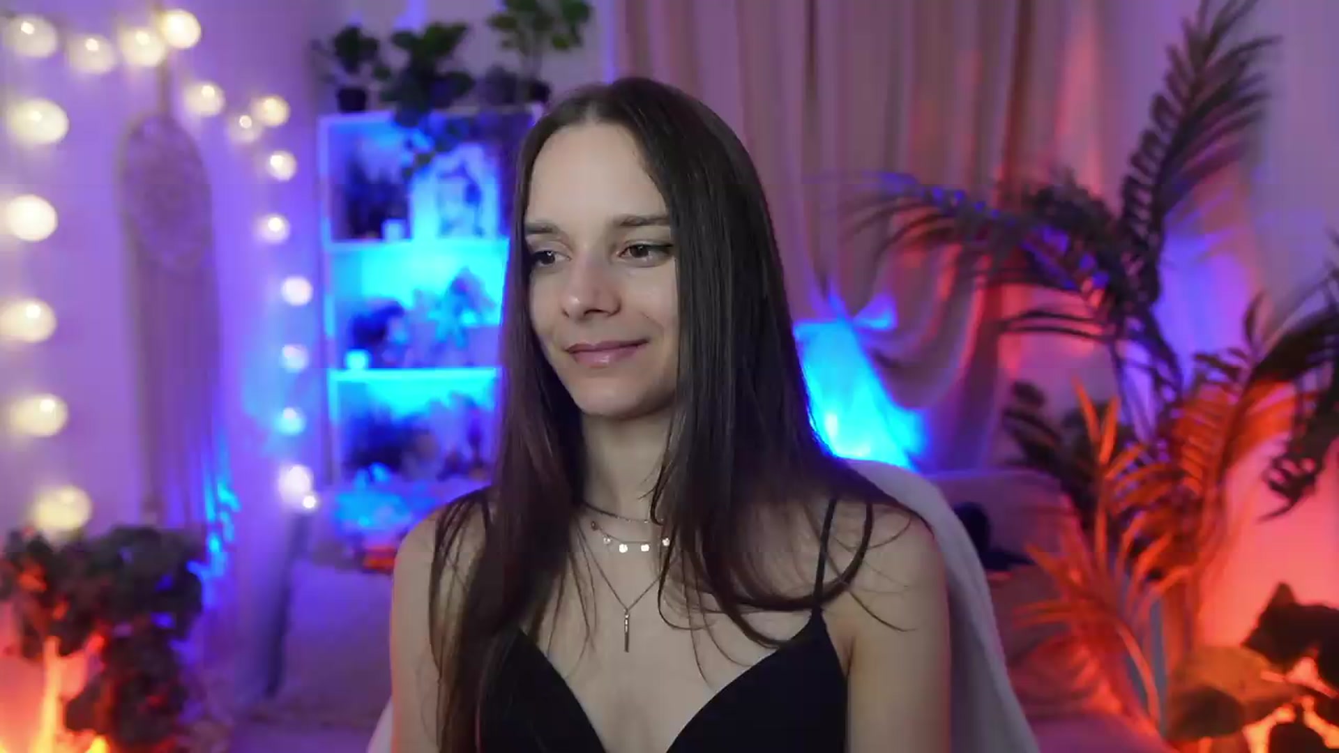 Gallery image thumbnail from Anna_Leah's myfreecams stream on, 09/07/2026, 20:51 image 16 of 20