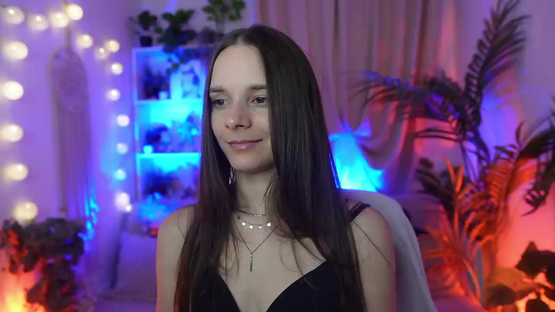 Gallery image thumbnail from Anna_Leah's myfreecams stream on, 09/07/2026, 20:51 image 7 of 20