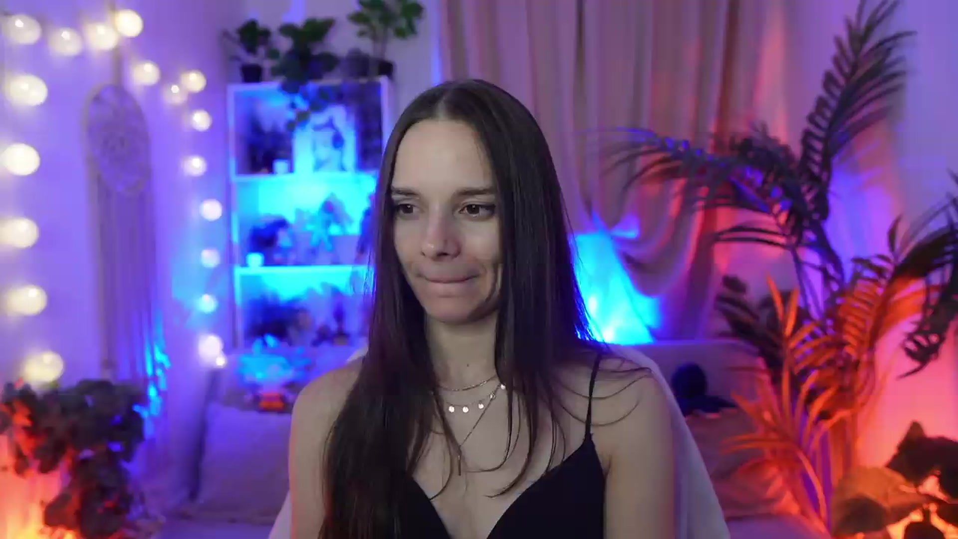 Gallery image thumbnail from Anna_Leah's myfreecams stream on, 09/07/2026, 22:47 image 7 of 20