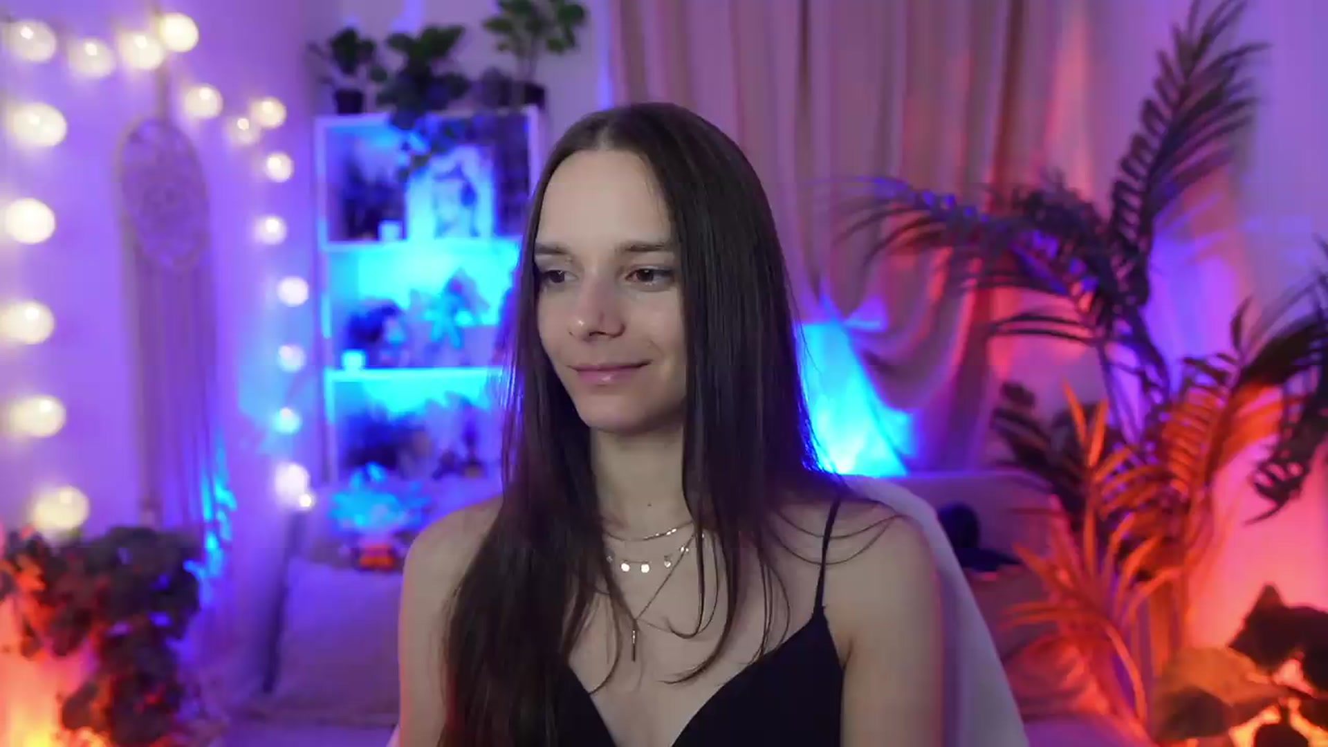 Gallery image thumbnail from Anna_Leah's myfreecams stream on, 09/07/2026, 22:47 image 5 of 20