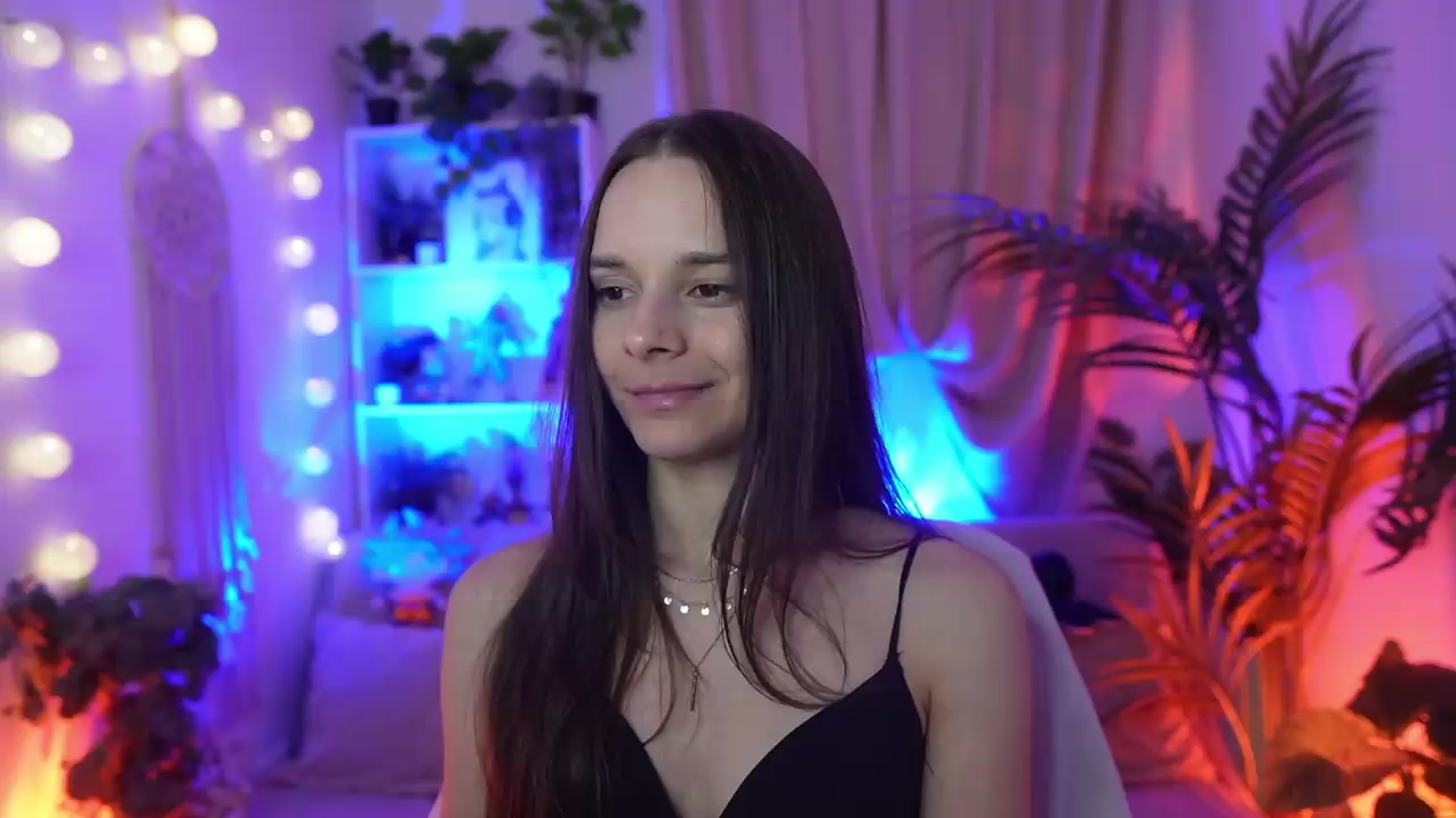 Gallery image thumbnail from Anna_Leah's myfreecams stream on, 09/07/2026, 22:47 image 2 of 20
