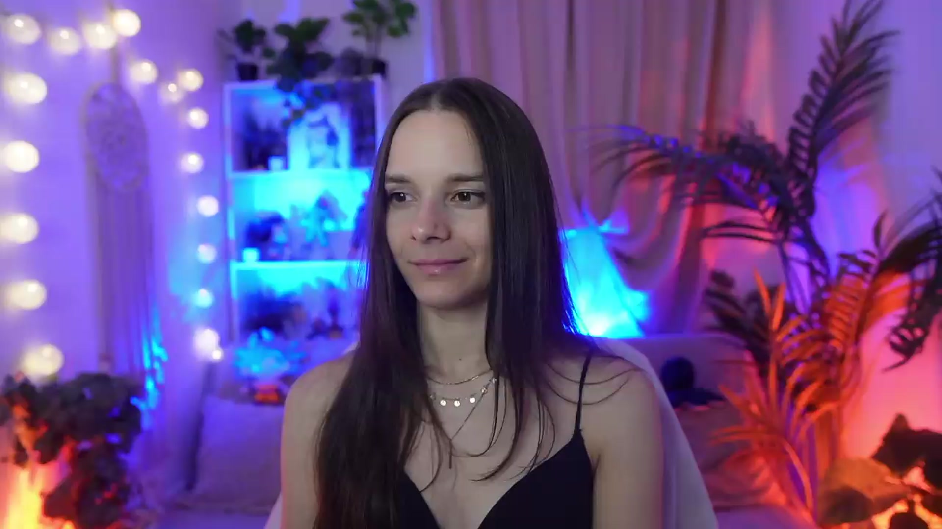 Gallery image thumbnail from Anna_Leah's myfreecams stream on, 09/07/2026, 22:47 image 6 of 20