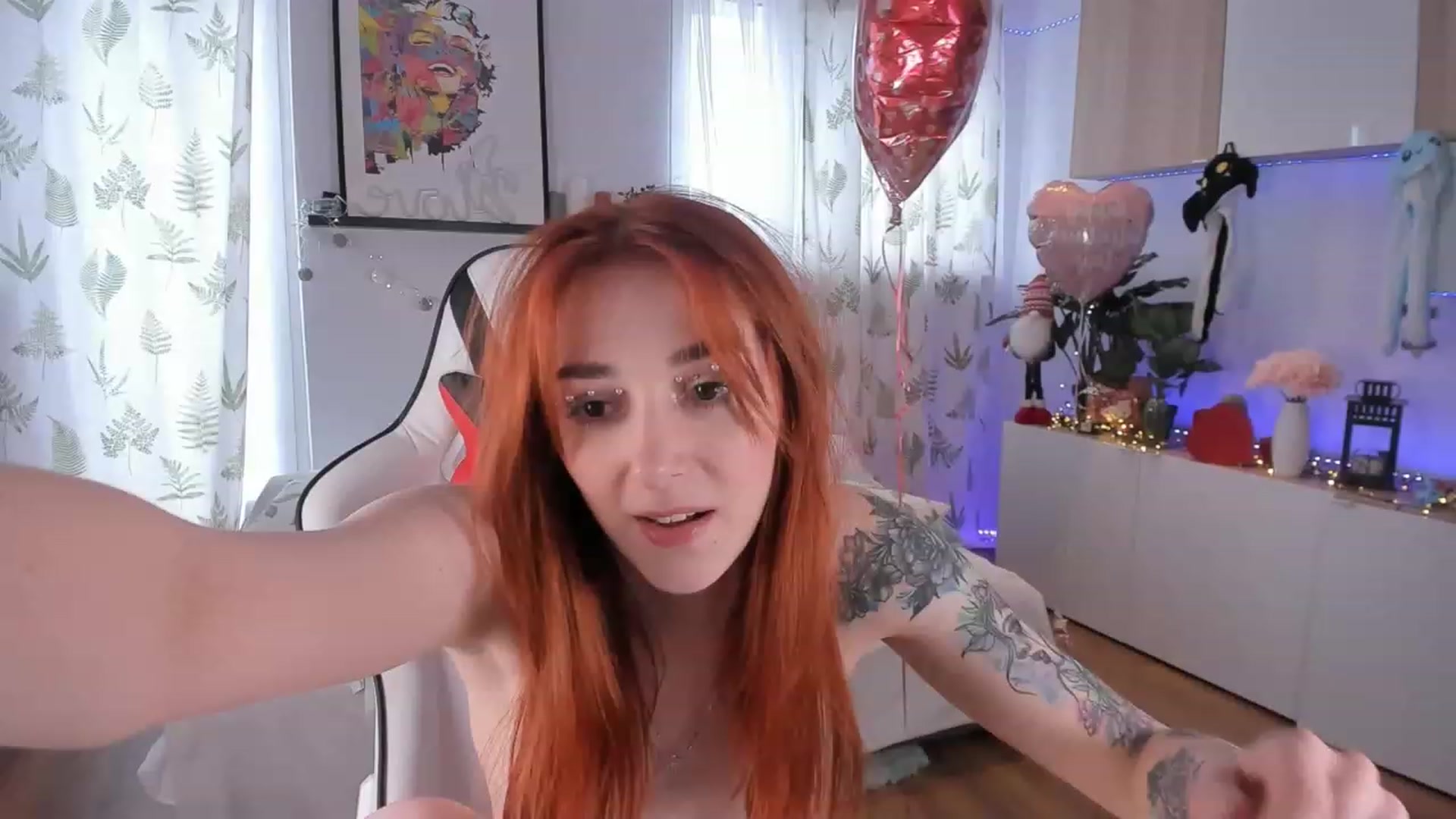 Gallery image thumbnail from Anna_Leman's myfreecams stream on, 02/27/2023, 08:07 image 17 of 20