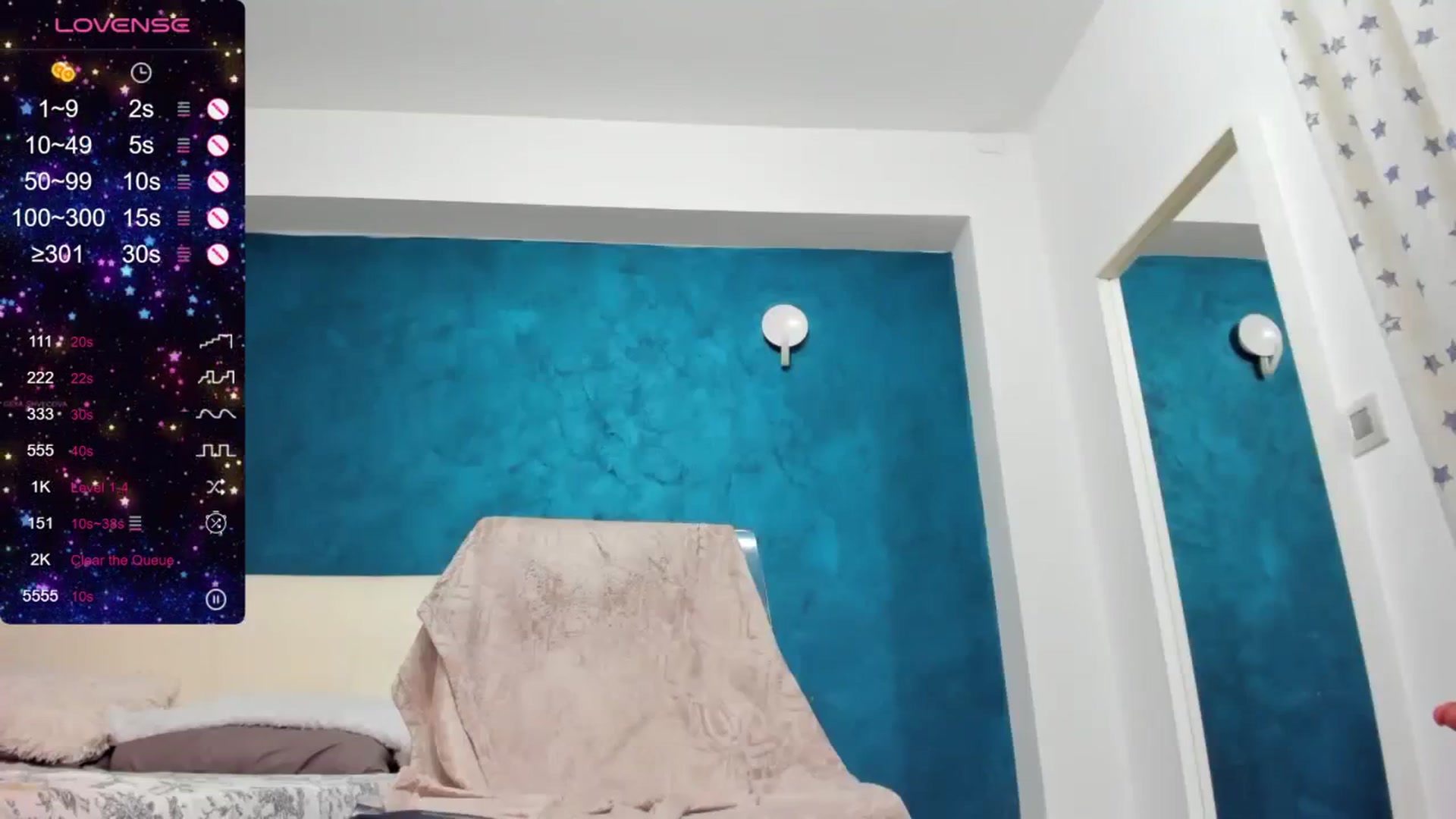 Gallery image thumbnail from Anna_Lewis's myfreecams stream on, 02/20/2024, 12:27 image 9 of 20
