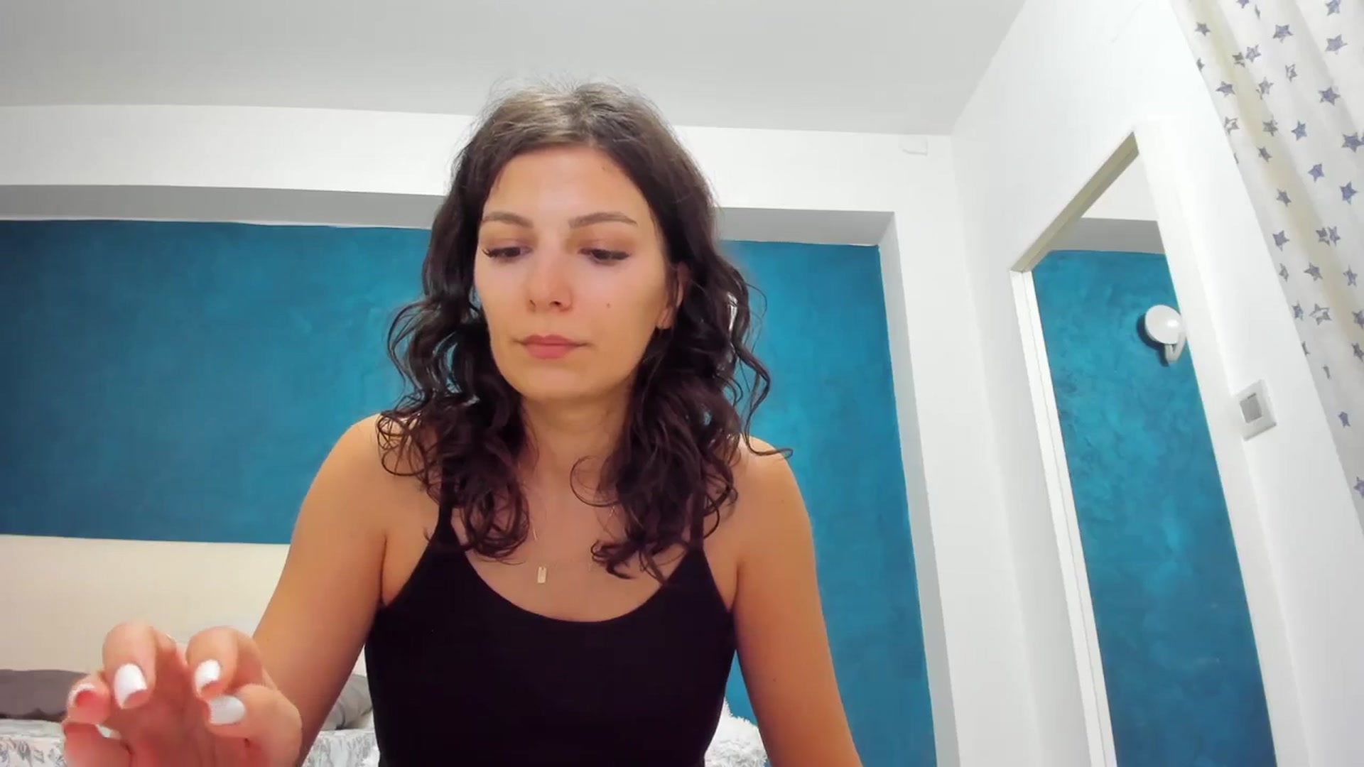 Gallery image thumbnail from Anna_Lewis's myfreecams stream on, 04/12/2024, 12:57 image 14 of 20