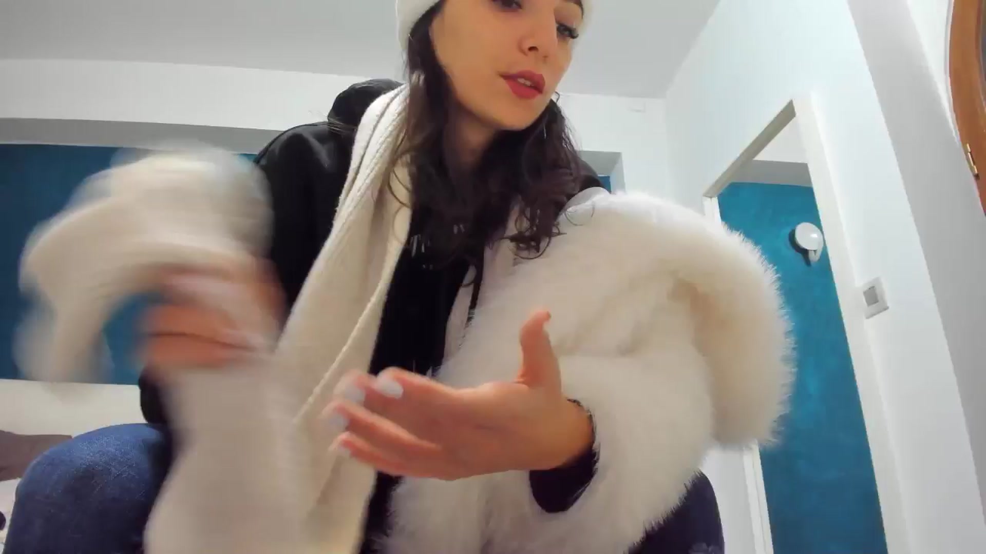 Gallery image thumbnail from Anna_Lewis's myfreecams stream on, 12/22/2024, 10:36 image 19 of 20