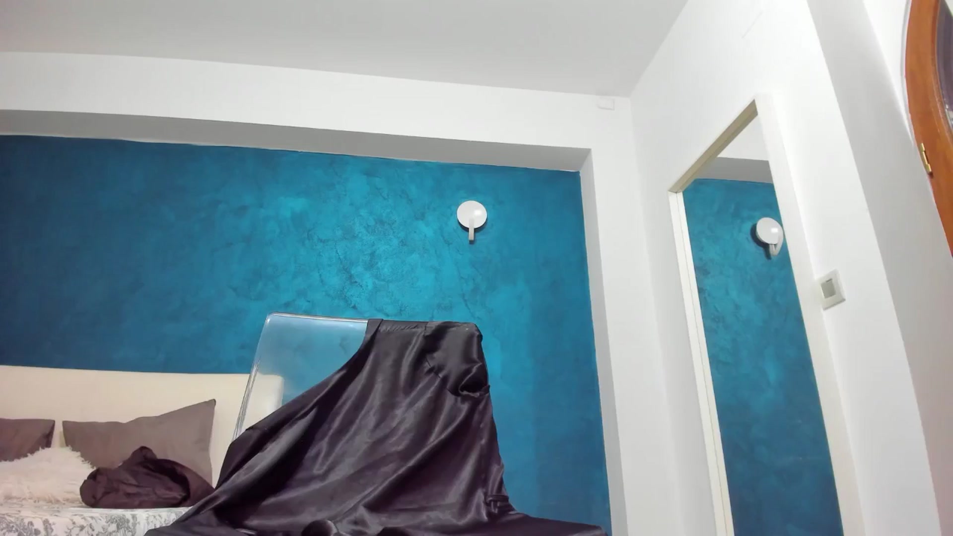 Gallery image thumbnail from Anna_Lewis's myfreecams stream on, 12/22/2024, 10:36 image 11 of 20