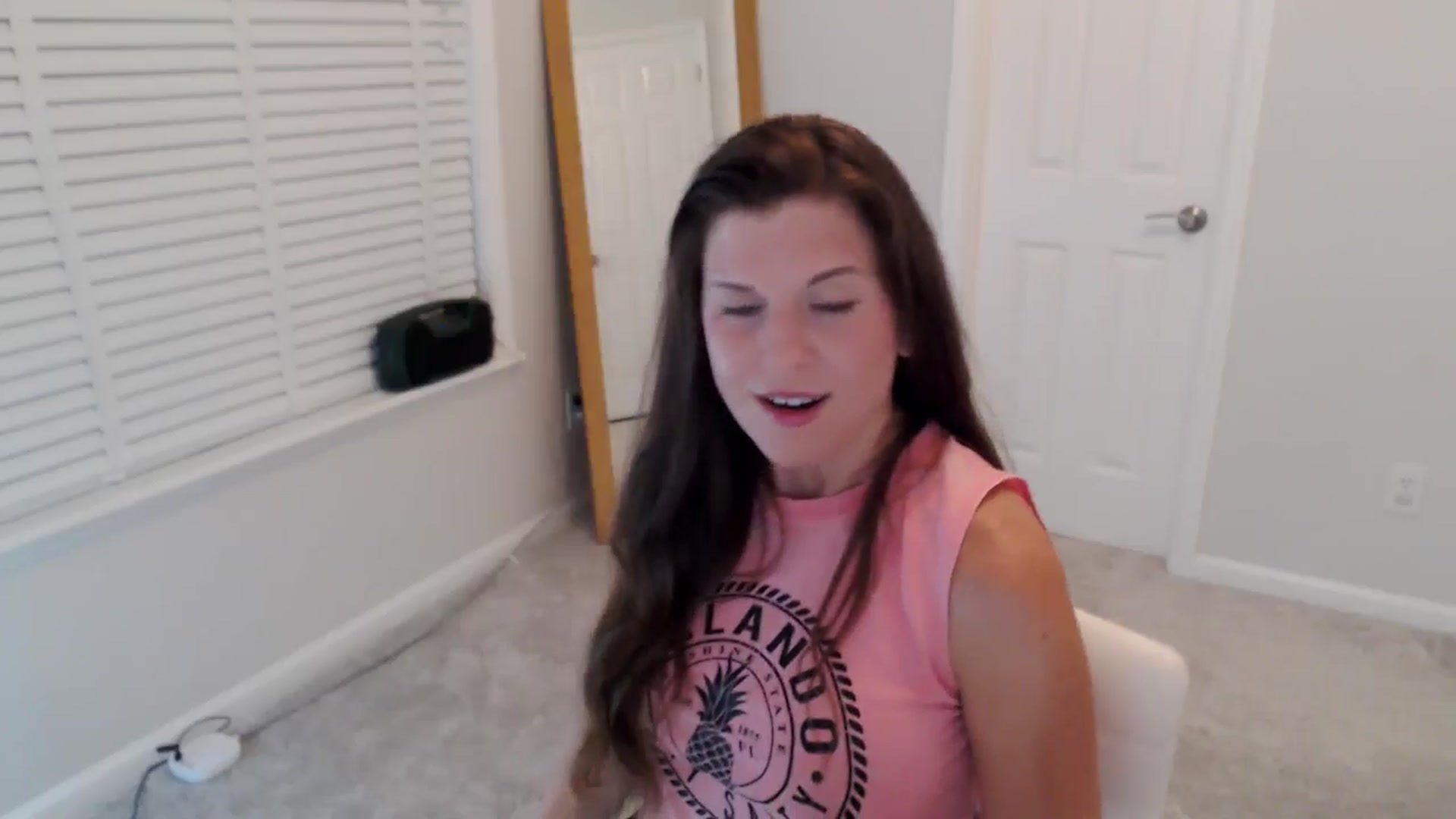 Gallery image thumbnail from Anna_Online's myfreecams stream on, 10/06/2025, 03:27 image 4 of 20