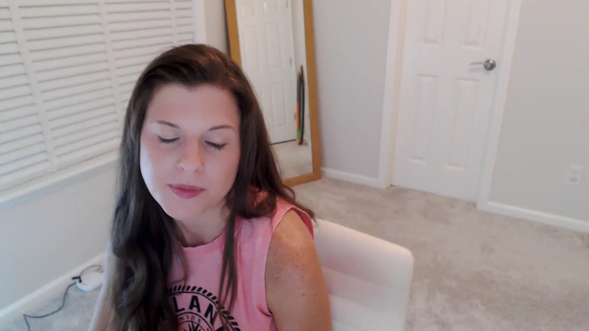 Gallery image thumbnail from Anna_Online's myfreecams stream on, 10/06/2025, 03:27 image 5 of 20