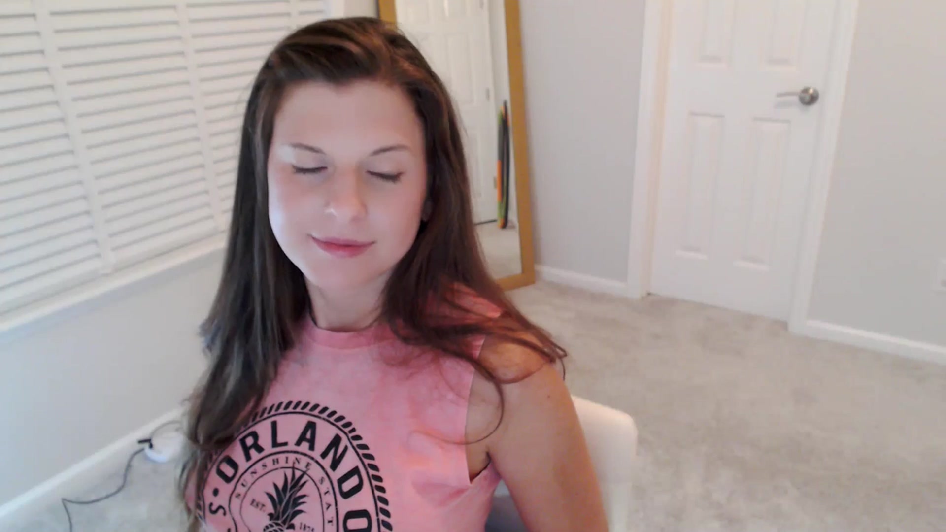 Gallery image thumbnail from Anna_Online's myfreecams stream on, 10/06/2025, 04:48 image 17 of 20