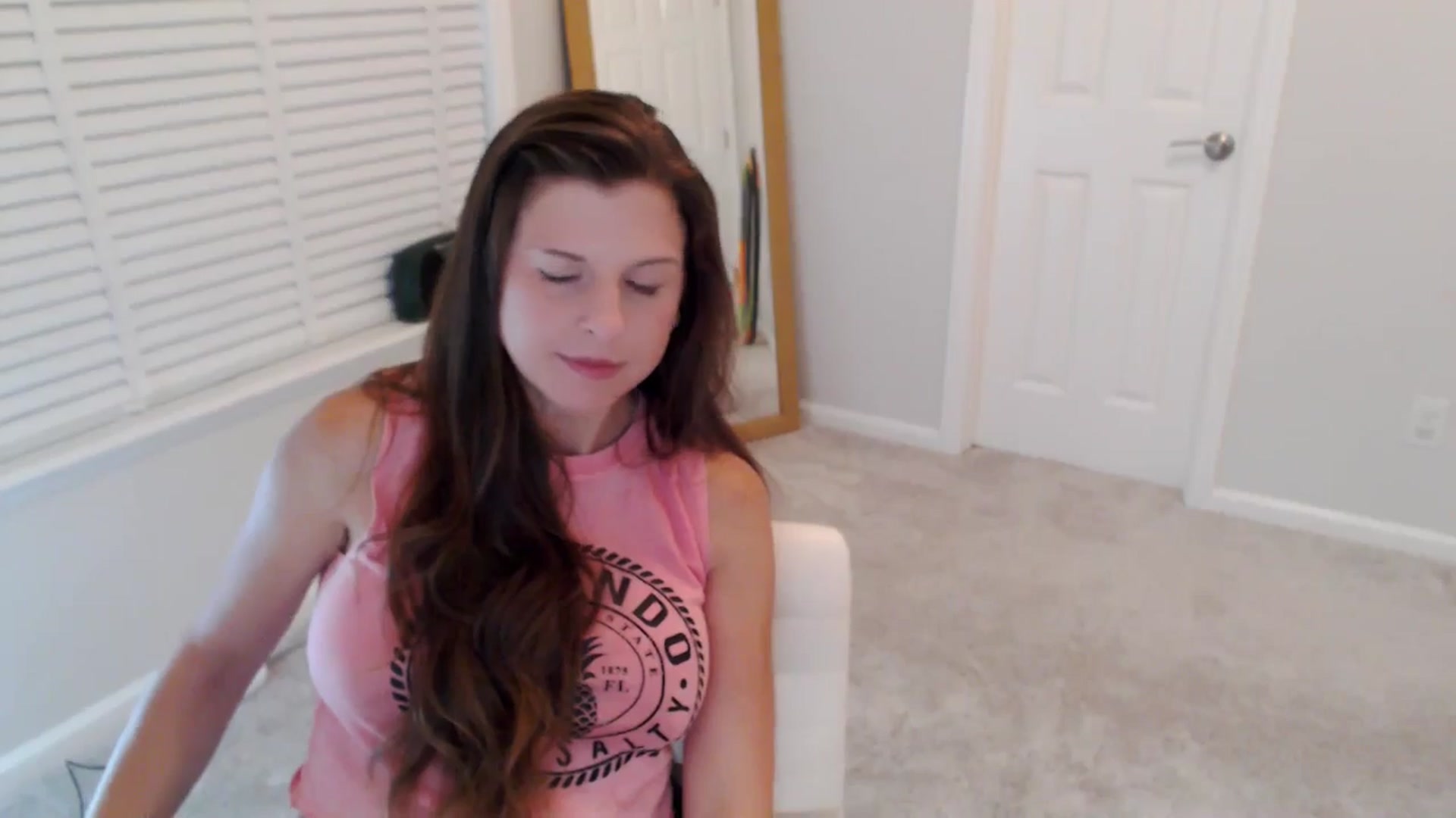 Gallery image thumbnail from Anna_Online's myfreecams stream on, 10/06/2025, 04:48 image 7 of 20