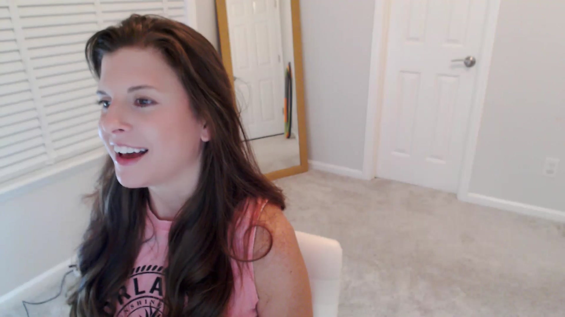 Gallery image thumbnail from Anna_Online's myfreecams stream on, 10/06/2025, 04:48 image 2 of 20