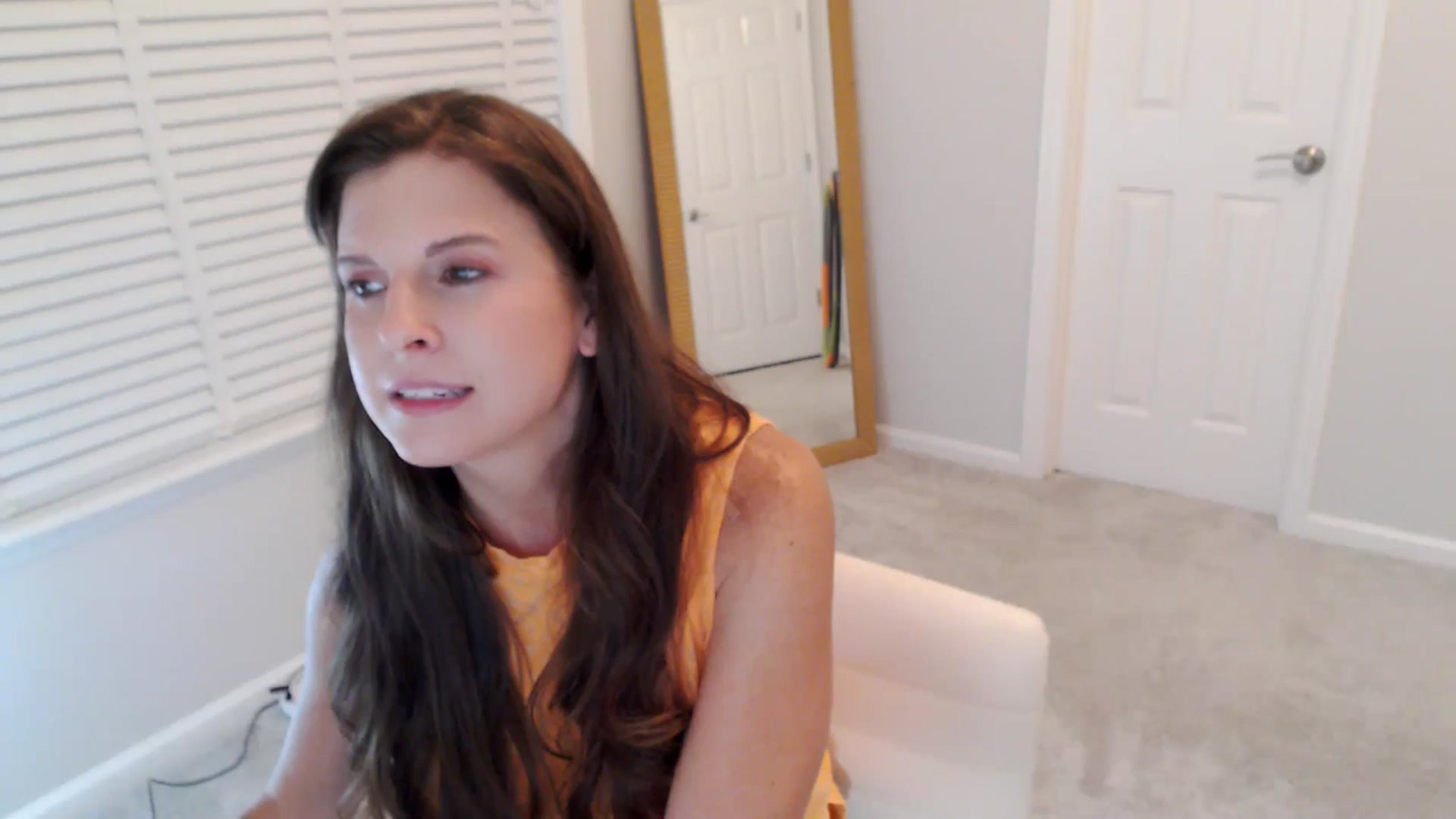 Gallery image thumbnail from Anna_Online's myfreecams stream on, 10/07/2025, 05:03 image 11 of 20