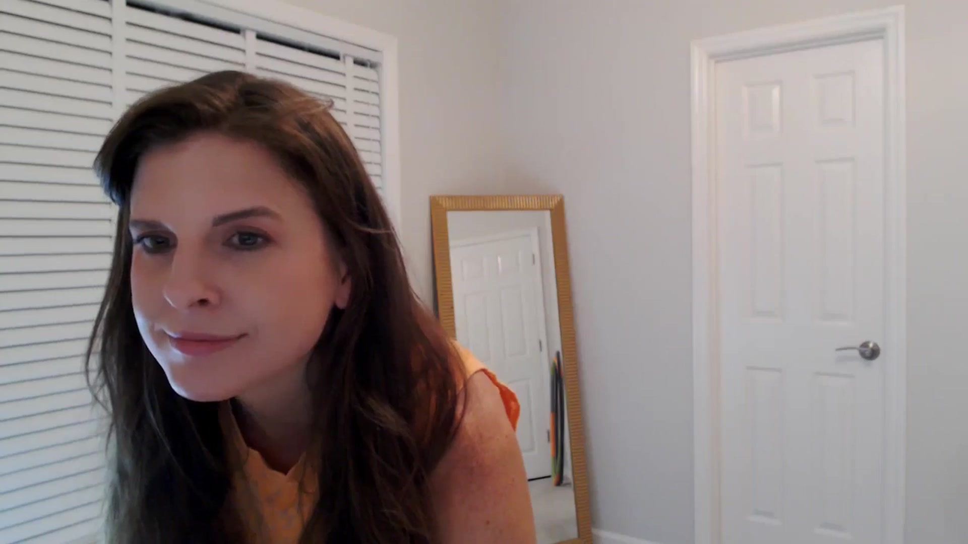 Gallery image thumbnail from Anna_Online's myfreecams stream on, 10/07/2025, 05:03 image 16 of 20