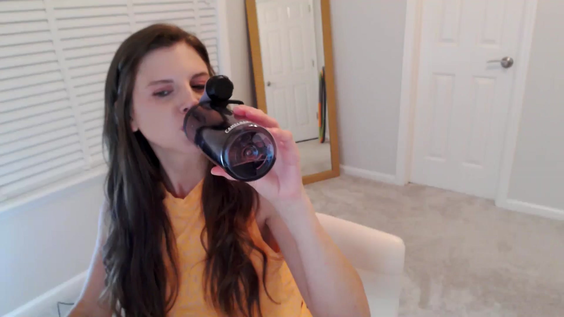 Gallery image thumbnail from Anna_Online's myfreecams stream on, 10/07/2025, 05:03 image 9 of 20
