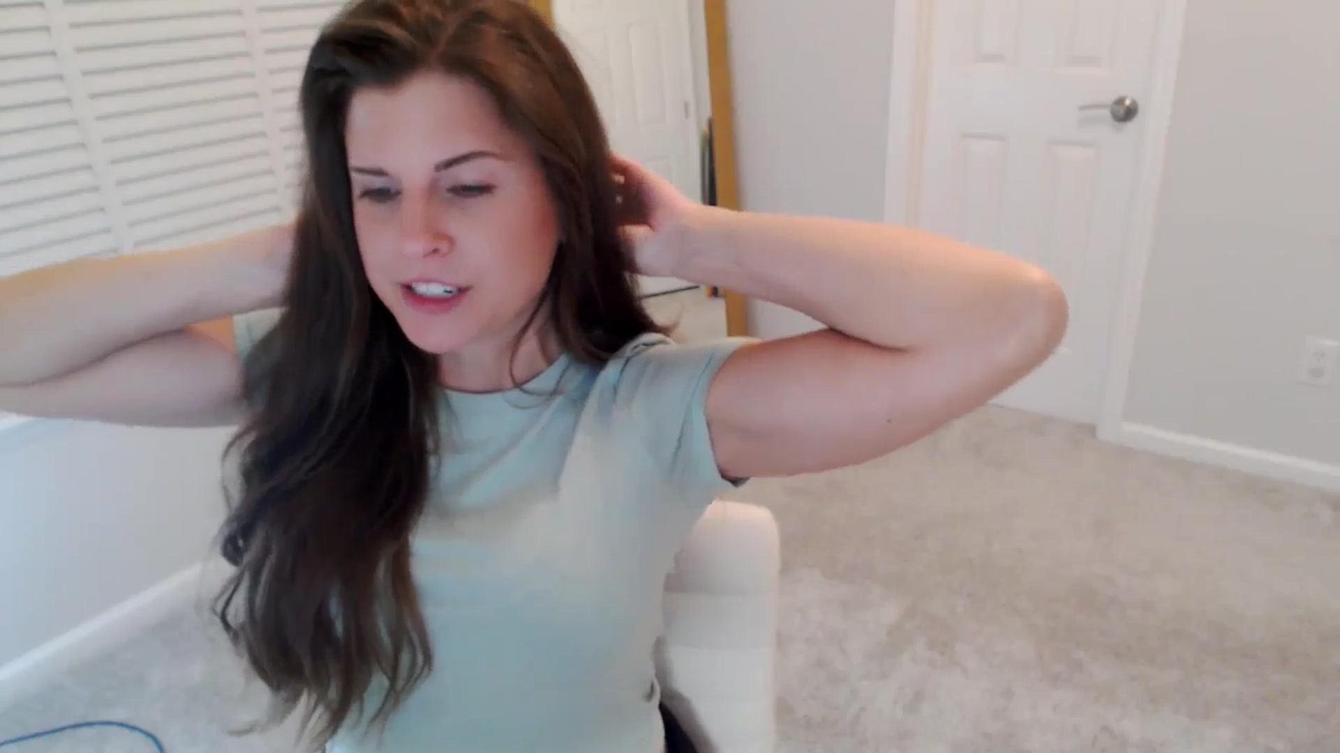 Gallery image thumbnail from Anna_Online's myfreecams stream on, 10/13/2025, 04:21 image 17 of 20
