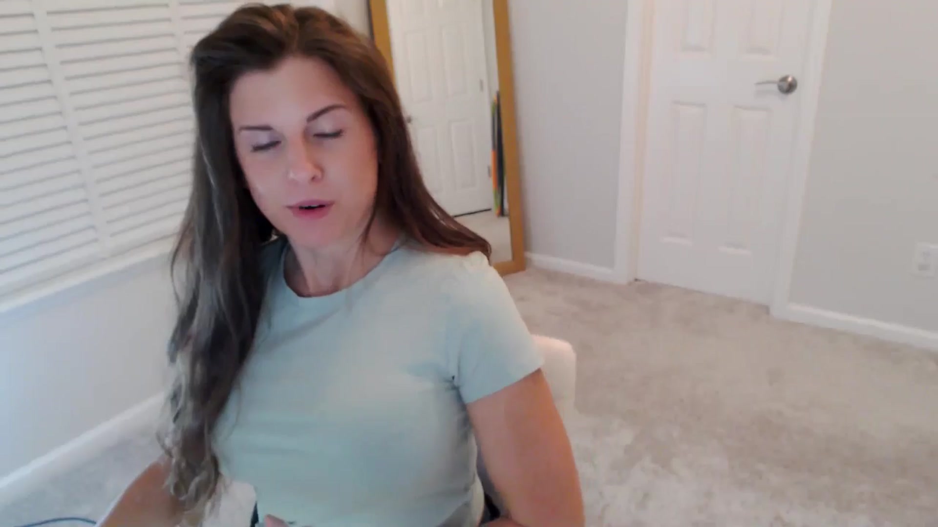 Gallery image thumbnail from Anna_Online's myfreecams stream on, 10/13/2025, 04:21 image 11 of 20