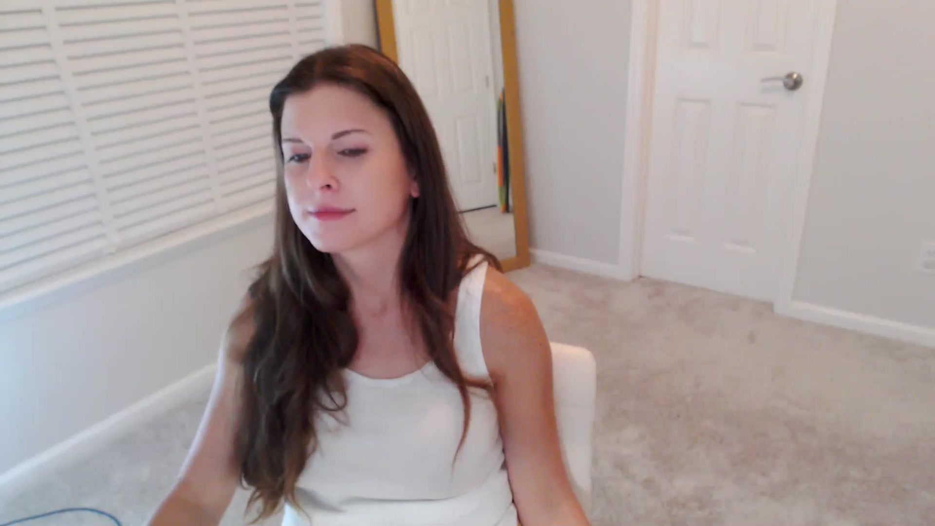 Gallery image thumbnail from Anna_Online's myfreecams stream on, 10/14/2025, 05:05 image 12 of 20