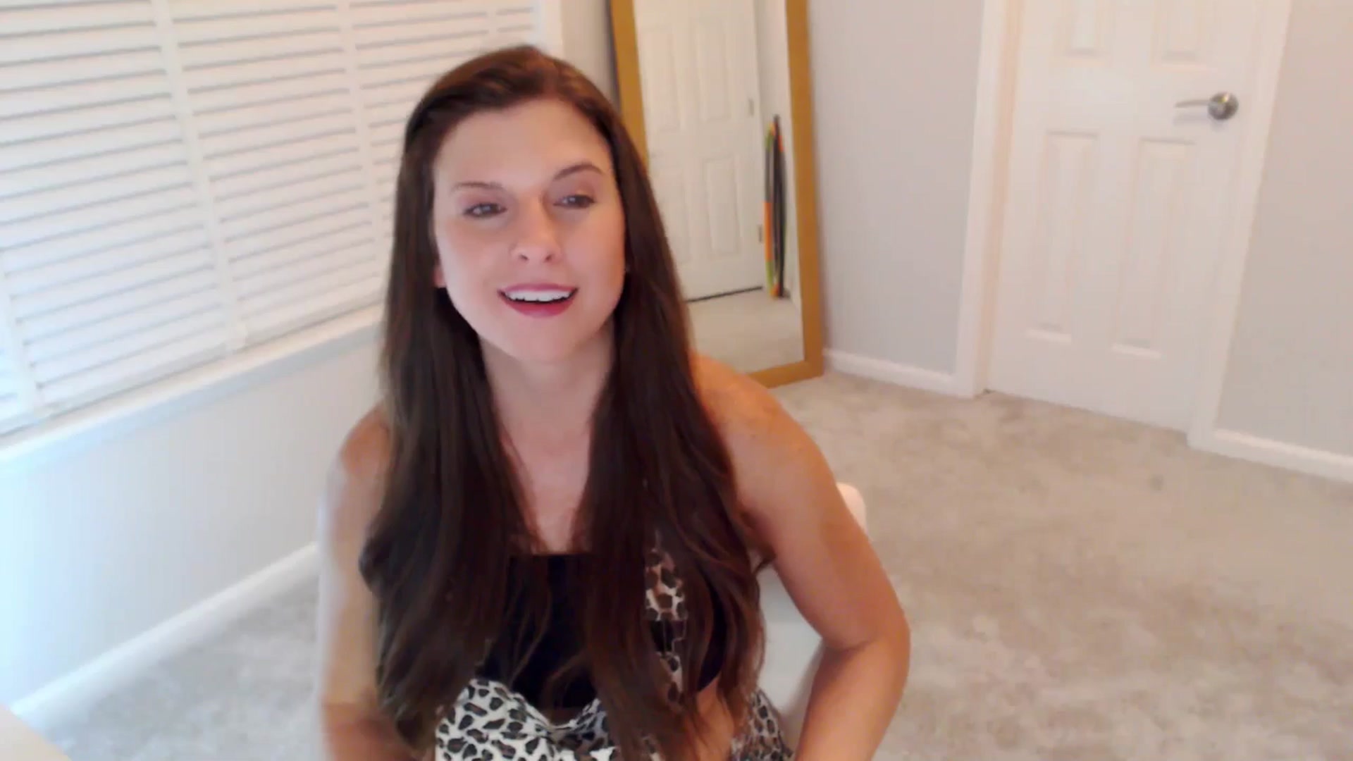 Gallery image thumbnail from Anna_Online's myfreecams stream on, 10/20/2025, 04:08 image 6 of 20
