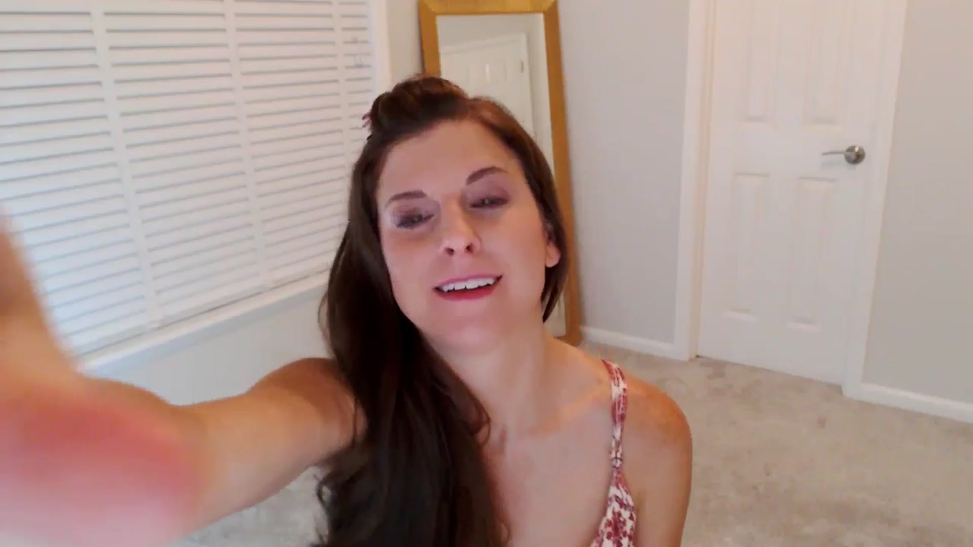 Gallery image thumbnail from Anna_Online's myfreecams stream on, 10/22/2025, 01:50 image 7 of 20