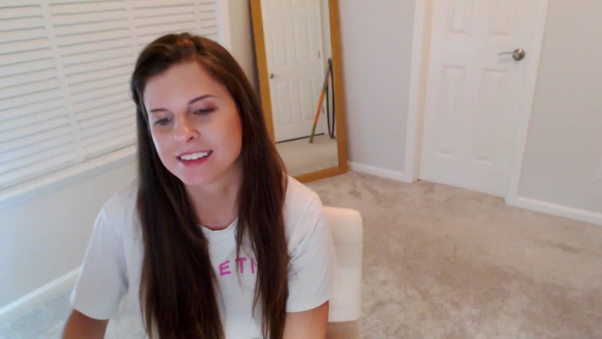 Gallery image thumbnail from Anna_Online's myfreecams stream on, 10/27/2025, 04:15 image 12 of 20