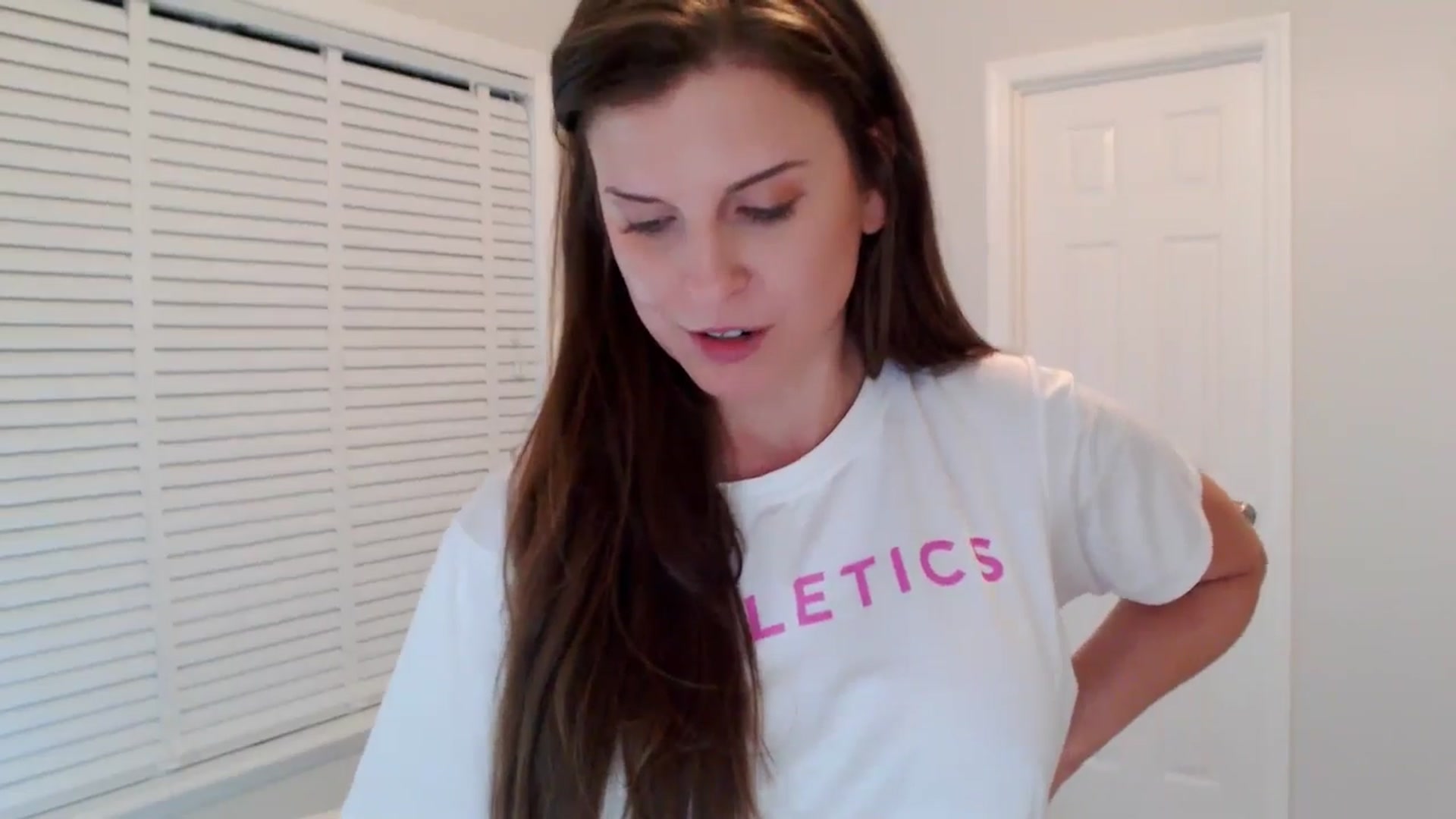 Gallery image thumbnail from Anna_Online's myfreecams stream on, 10/27/2025, 04:15 image 18 of 20