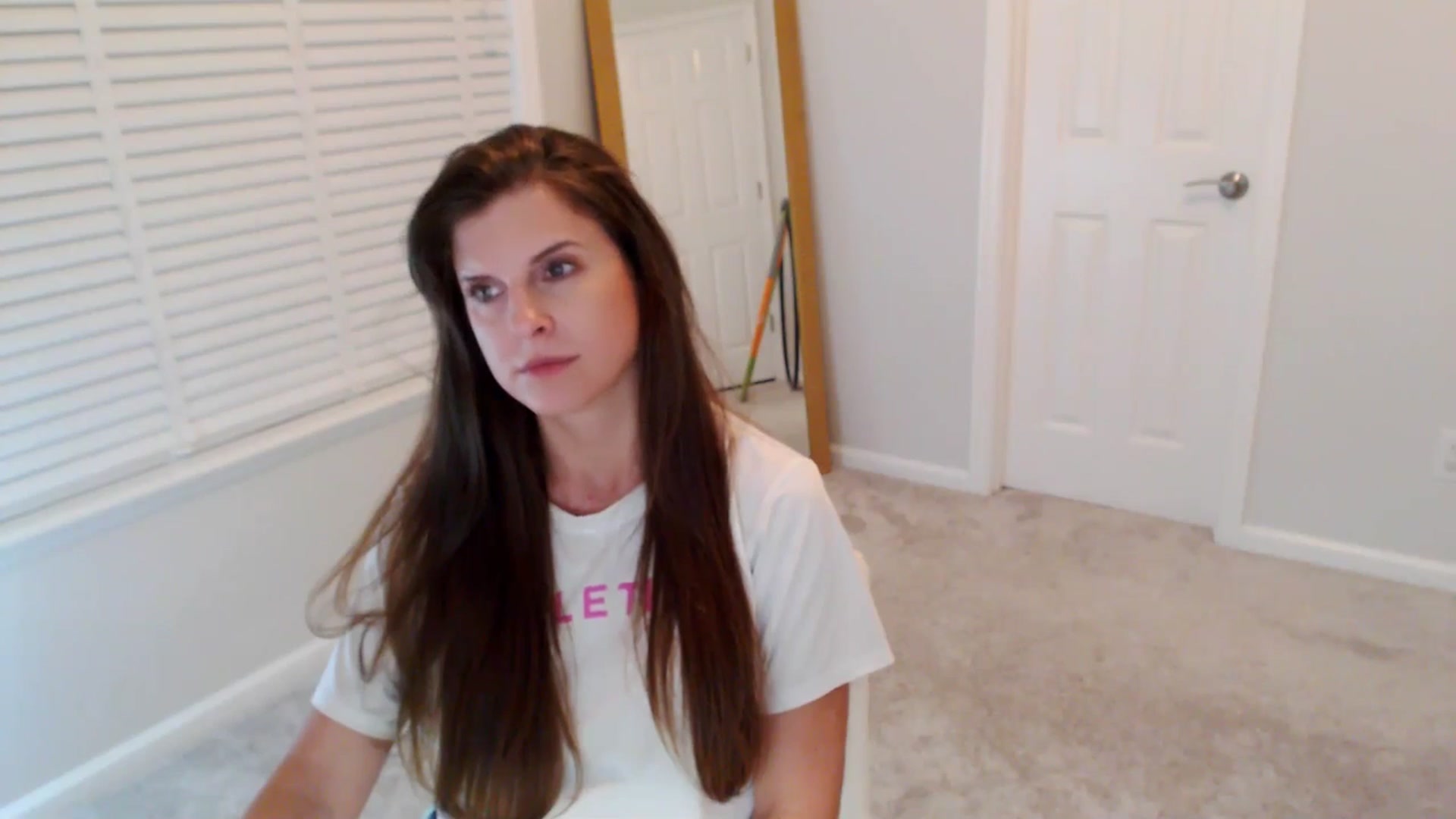 Gallery image thumbnail from Anna_Online's myfreecams stream on, 10/27/2025, 04:15 image 7 of 20