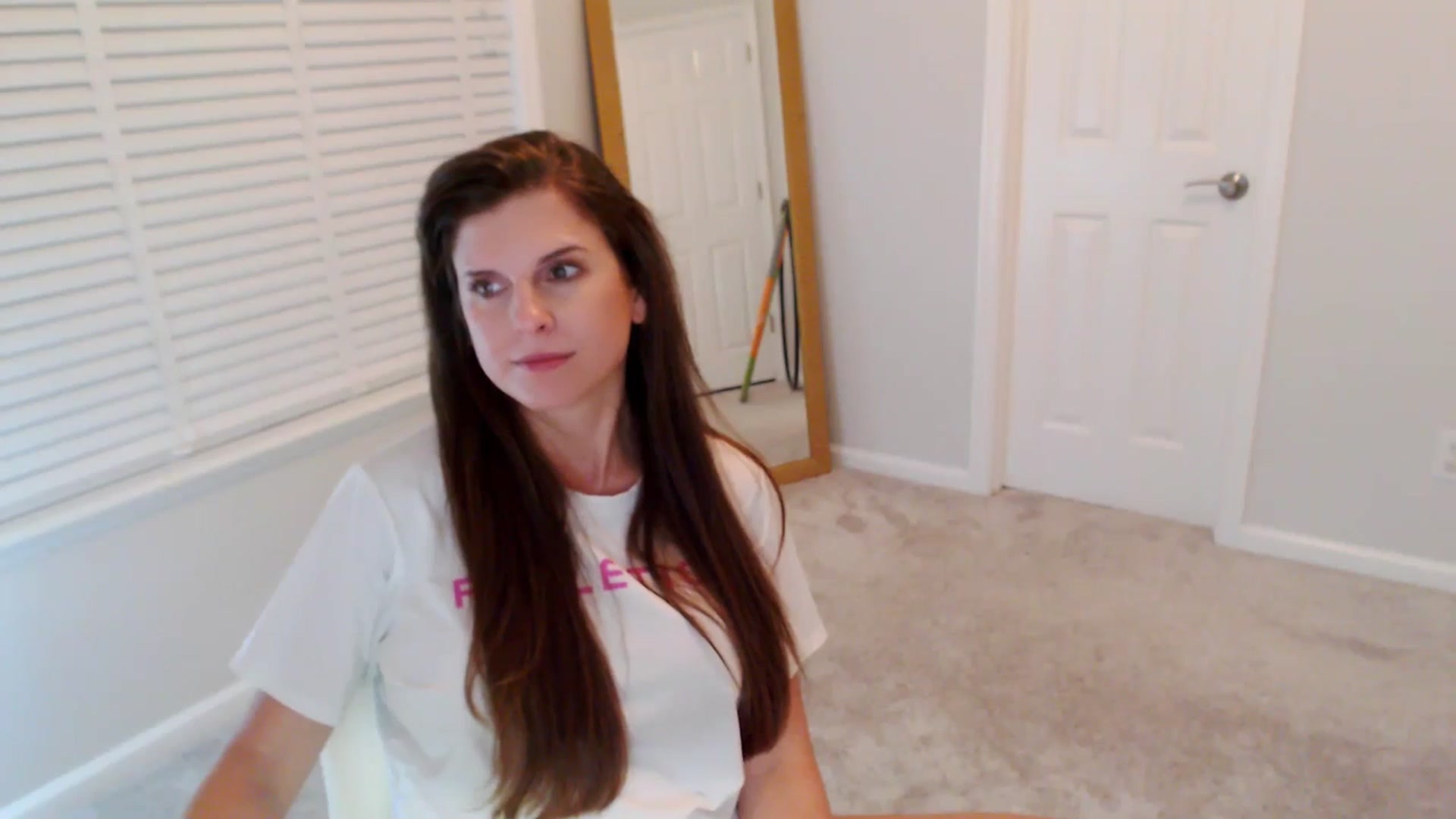 Gallery image thumbnail from Anna_Online's myfreecams stream on, 10/27/2025, 04:15 image 4 of 20