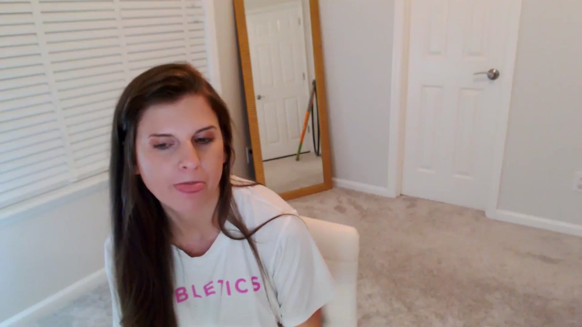 Gallery image thumbnail from Anna_Online's myfreecams stream on, 10/27/2025, 04:15 image 2 of 20