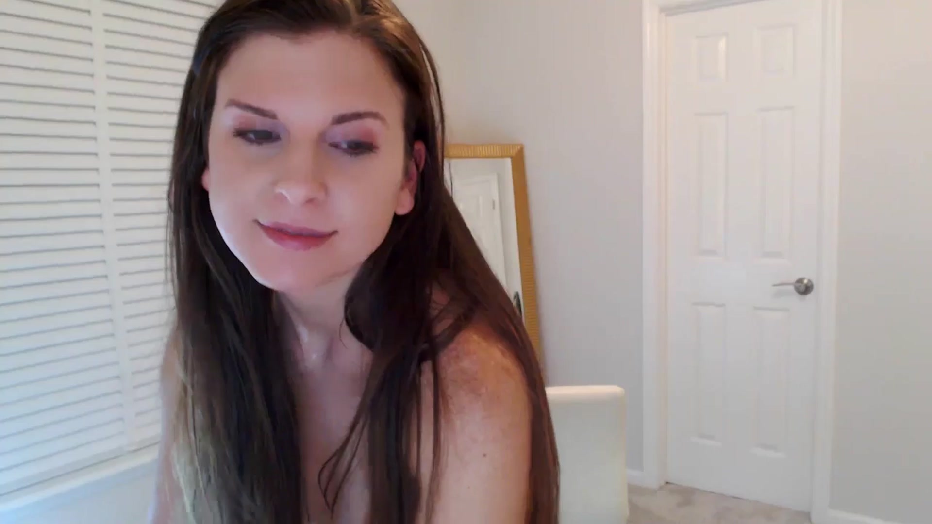 Gallery image thumbnail from Anna_Online's myfreecams stream on, 10/29/2025, 04:49 image 17 of 20