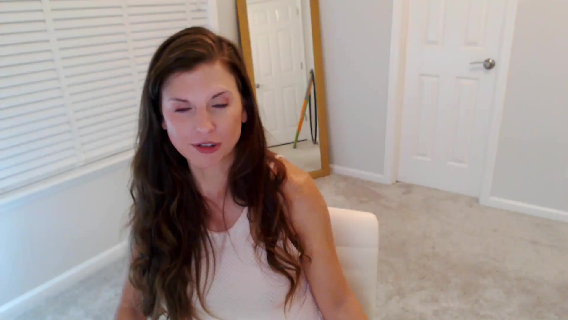 Gallery image thumbnail from Anna_Online's myfreecams stream on, 11/02/2025, 04:55 image 14 of 20