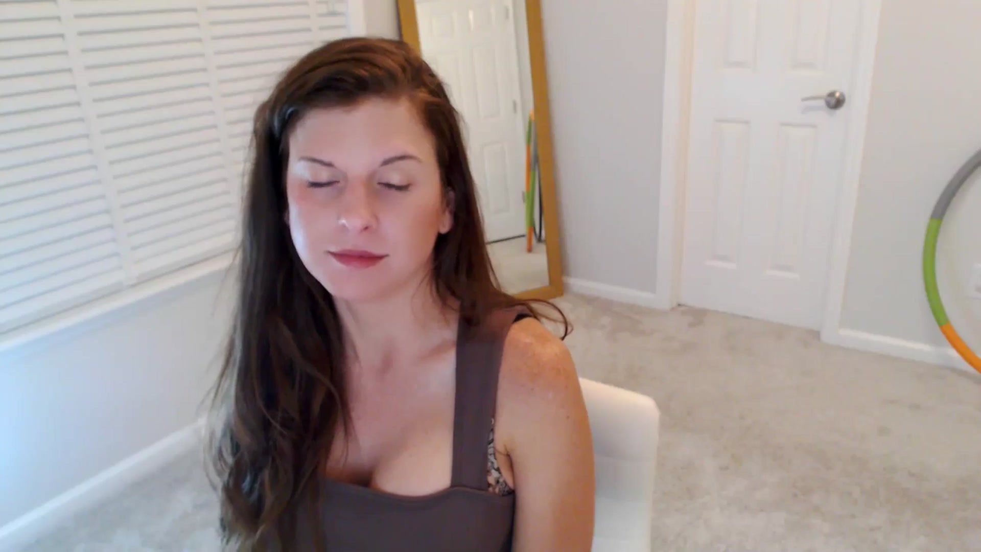 Gallery image thumbnail from Anna_Online's myfreecams stream on, 11/03/2025, 03:29 image 4 of 20