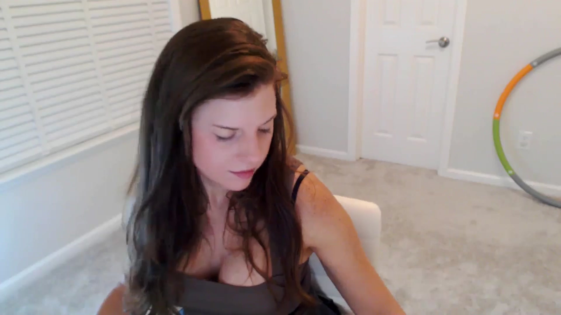 Gallery image thumbnail from Anna_Online's myfreecams stream on, 11/03/2025, 03:29 image 18 of 20