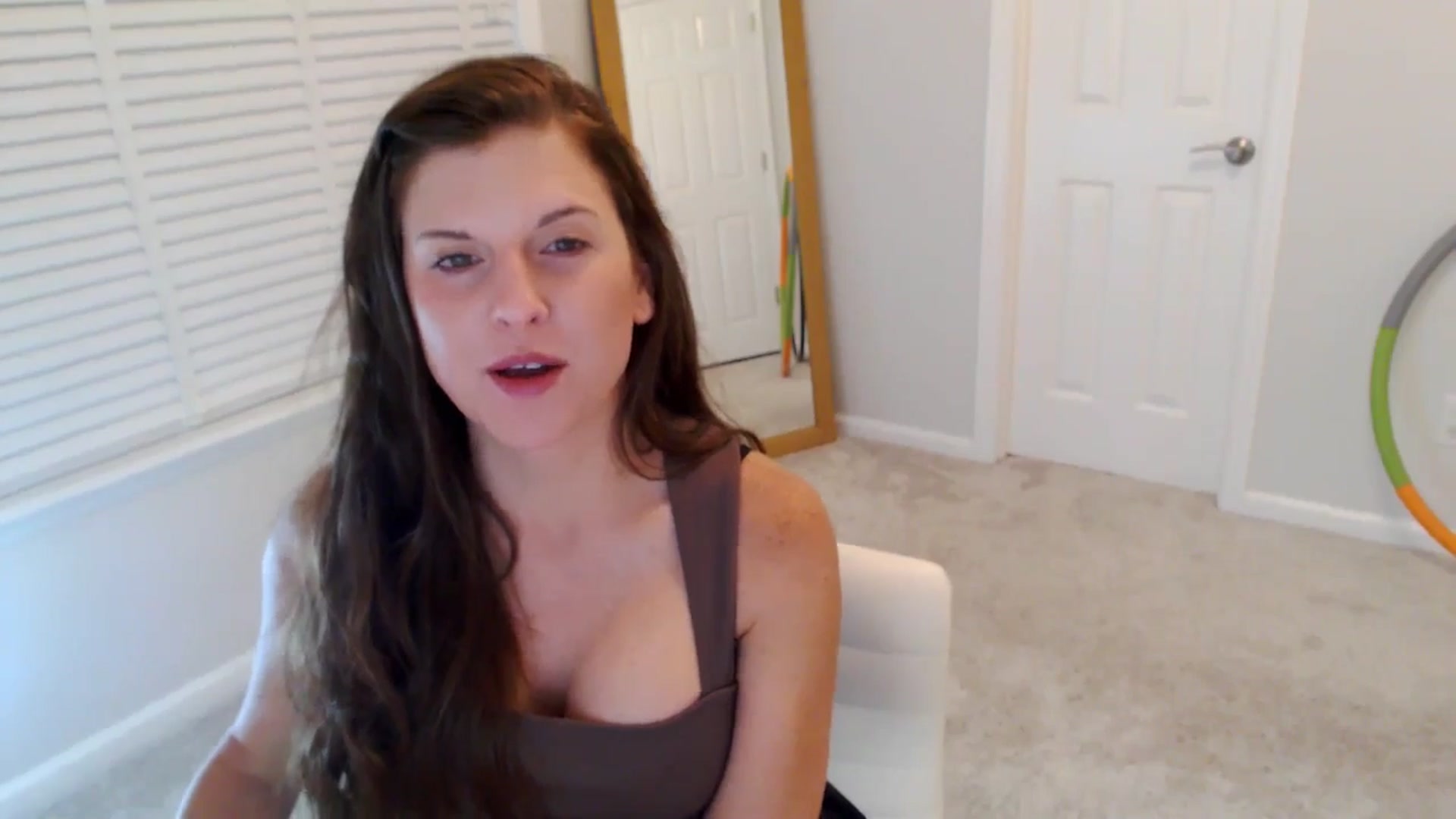 Gallery image thumbnail from Anna_Online's myfreecams stream on, 11/03/2025, 03:29 image 6 of 20