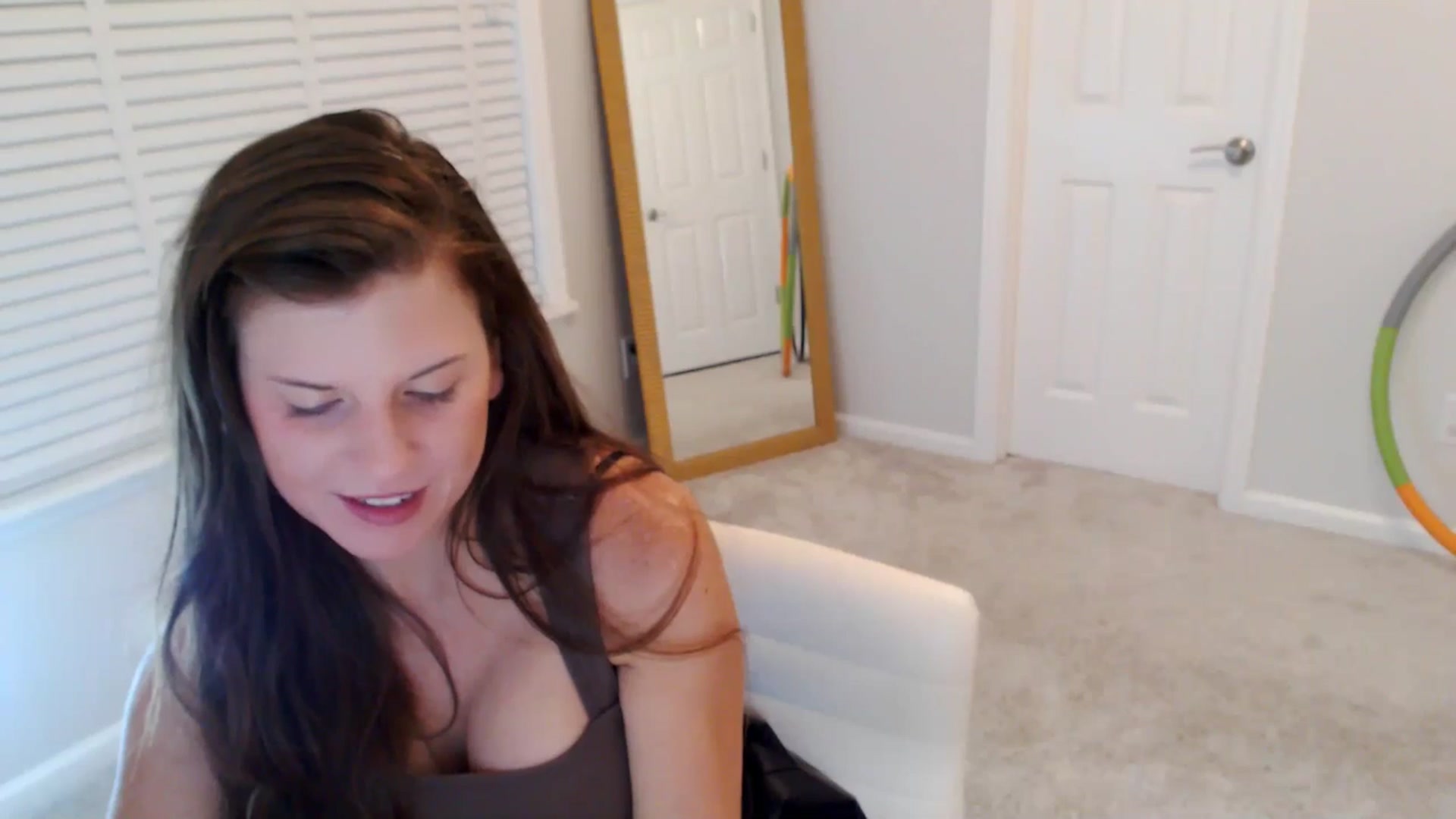 Gallery image thumbnail from Anna_Online's myfreecams stream on, 11/03/2025, 03:29 image 10 of 20