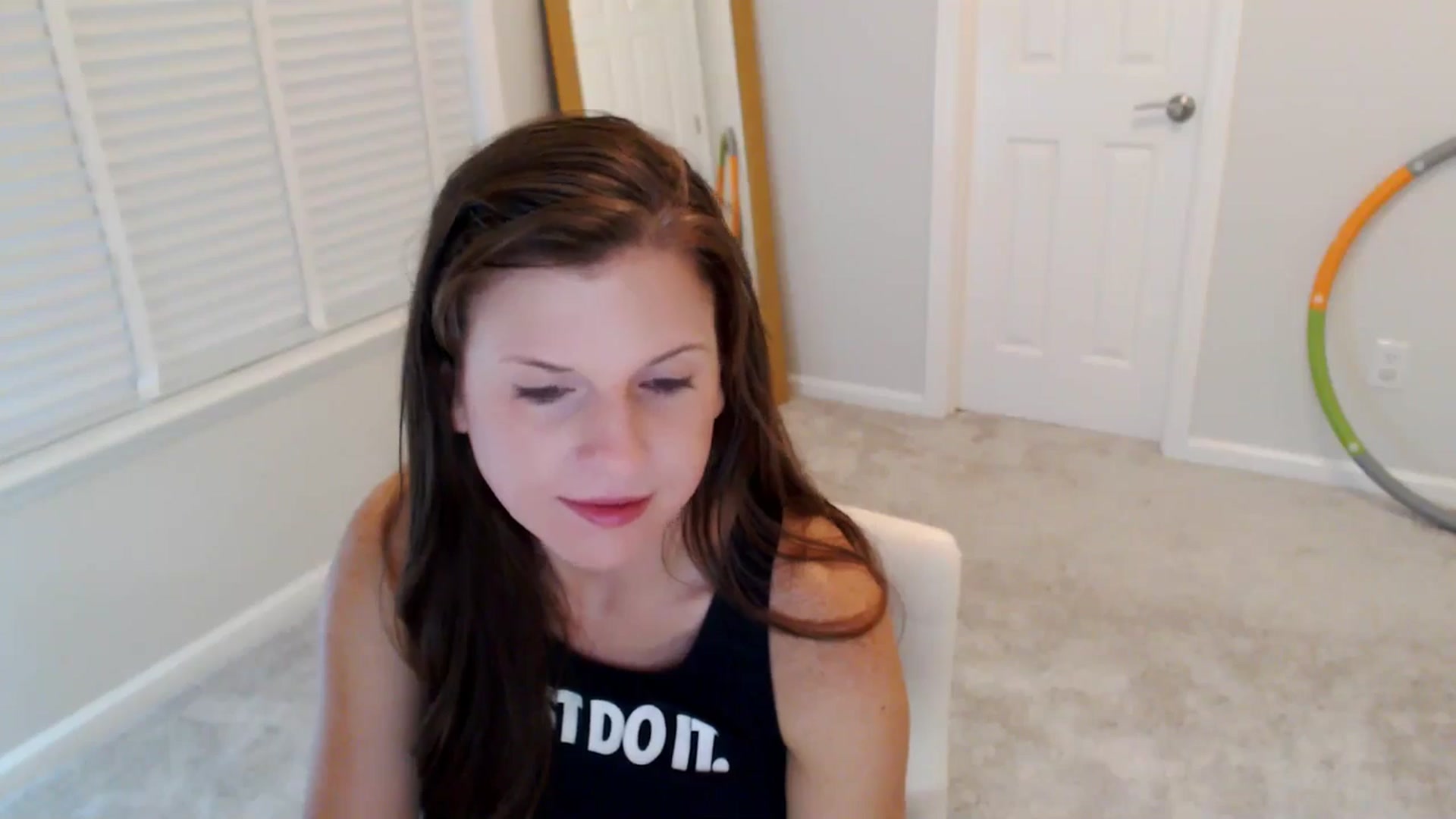Gallery image thumbnail from Anna_Online's myfreecams stream on, 11/04/2025, 05:07 image 8 of 20