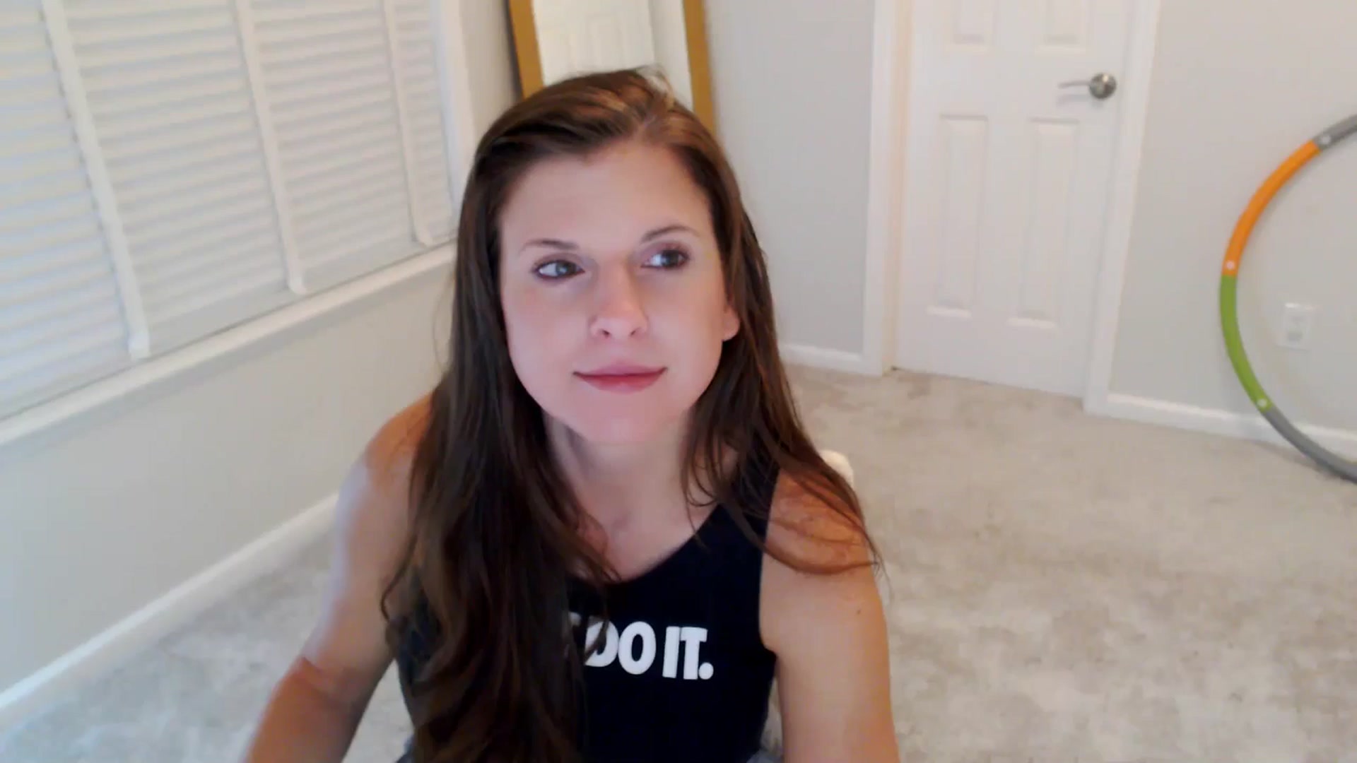 Gallery image thumbnail from Anna_Online's myfreecams stream on, 11/04/2025, 05:07 image 10 of 20