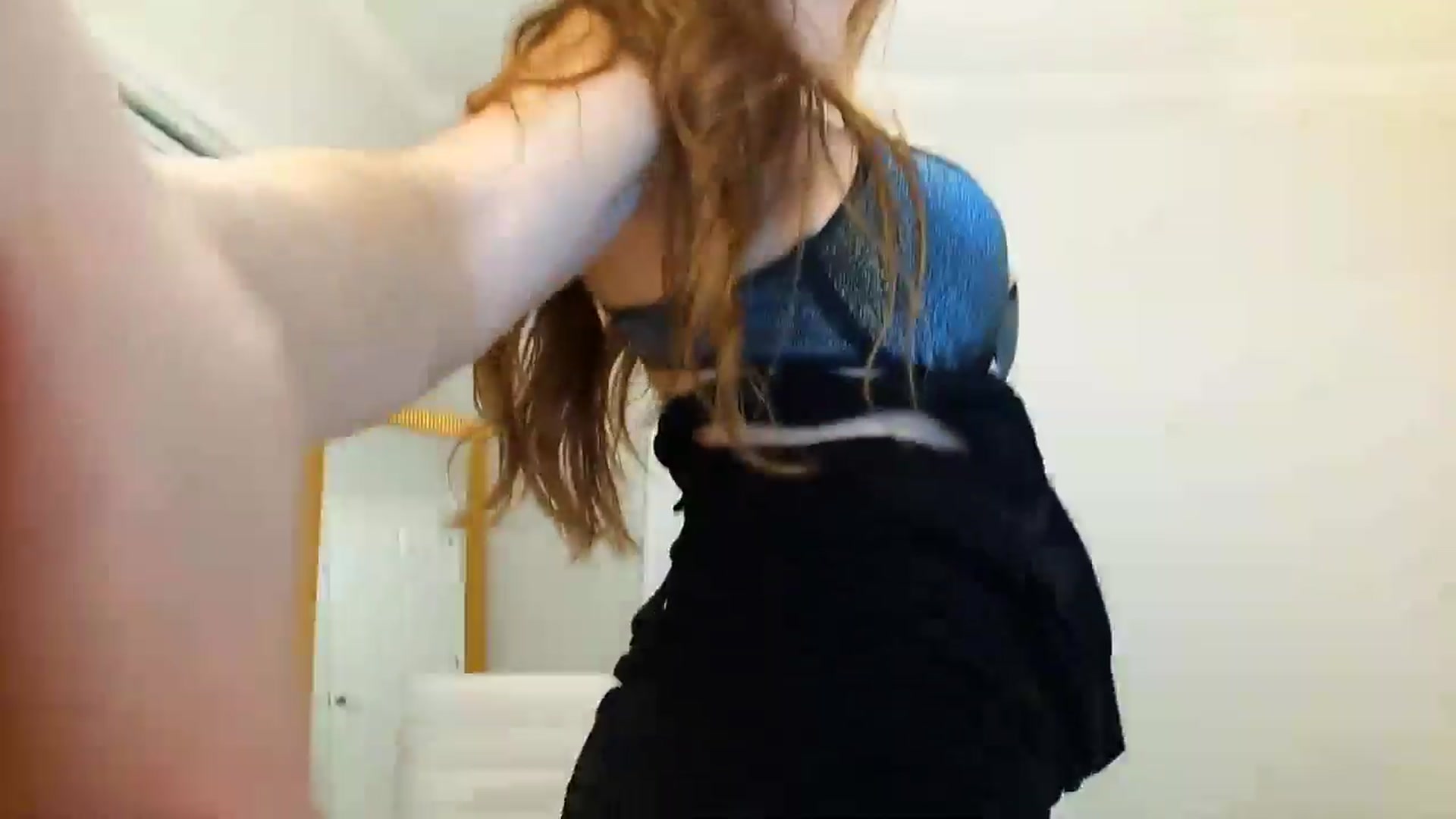 Gallery image thumbnail from Anna_Online's myfreecams stream on, 12/01/2025, 04:51 image 10 of 20