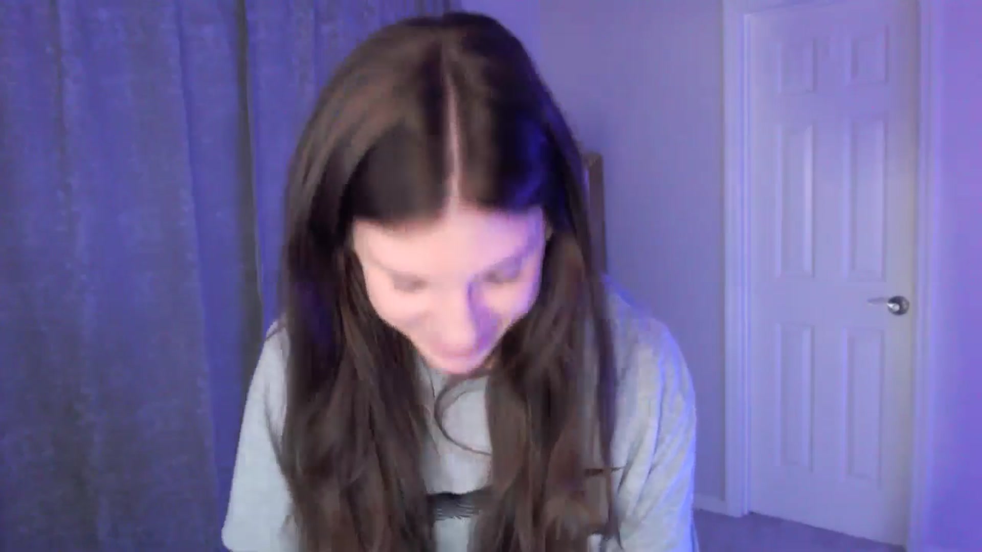 Gallery image thumbnail from Anna_Online's myfreecams stream on, 04/06/2026, 03:54 image 14 of 20
