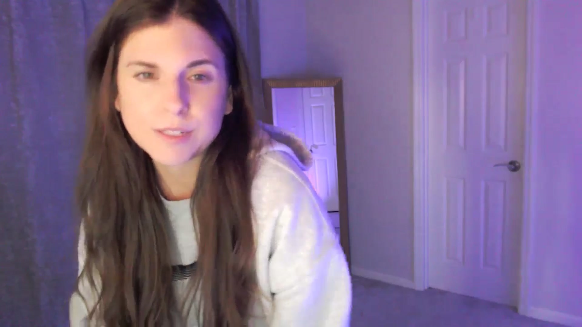 Gallery image thumbnail from Anna_Online's myfreecams stream on, 04/06/2026, 03:54 image 6 of 20