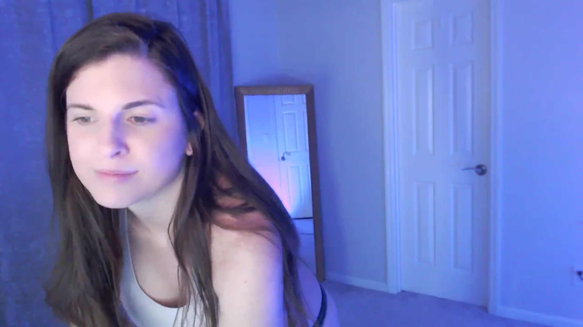 Gallery image thumbnail from Anna_Online's myfreecams stream on, 04/06/2026, 03:54 image 17 of 20