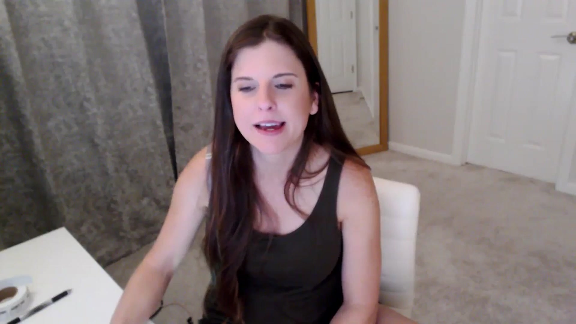 Gallery image thumbnail from Anna_Online's myfreecams stream on, 04/21/2026, 03:08 image 16 of 20