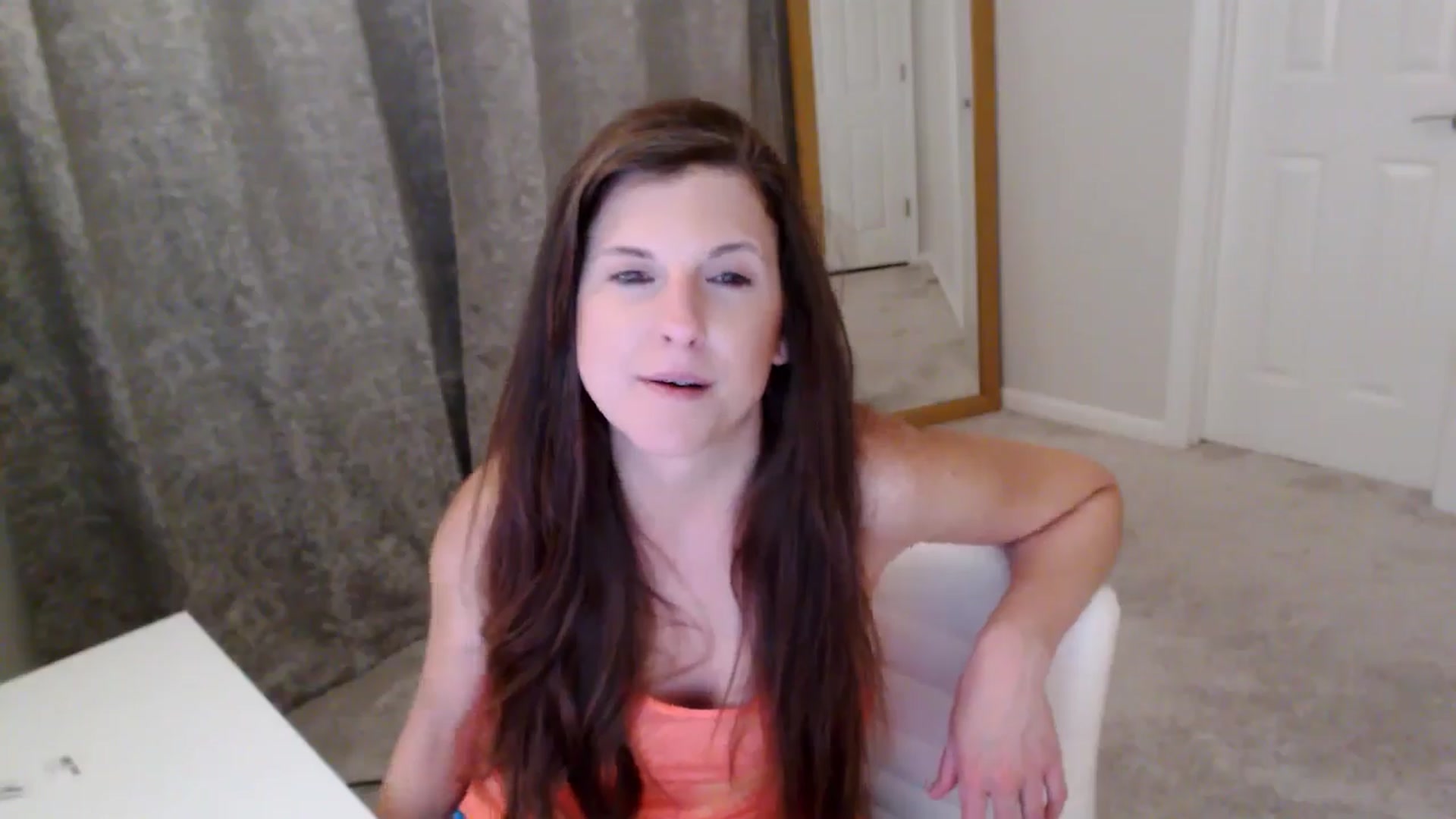 Gallery image thumbnail from Anna_Online's myfreecams stream on, 04/23/2026, 03:34 image 16 of 20