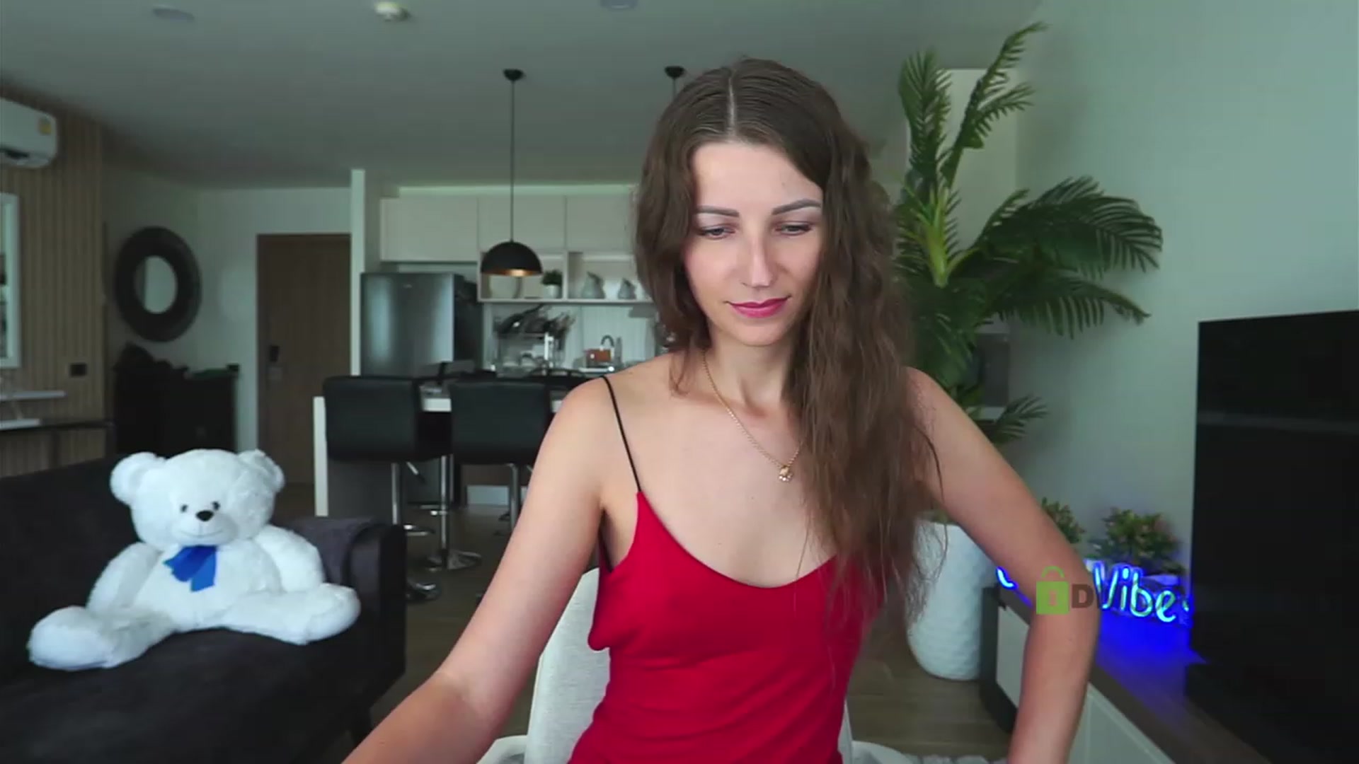 Gallery image thumbnail from Anna_Shine89's myfreecams stream on, 11/21/2022, 07:41 image 4 of 20